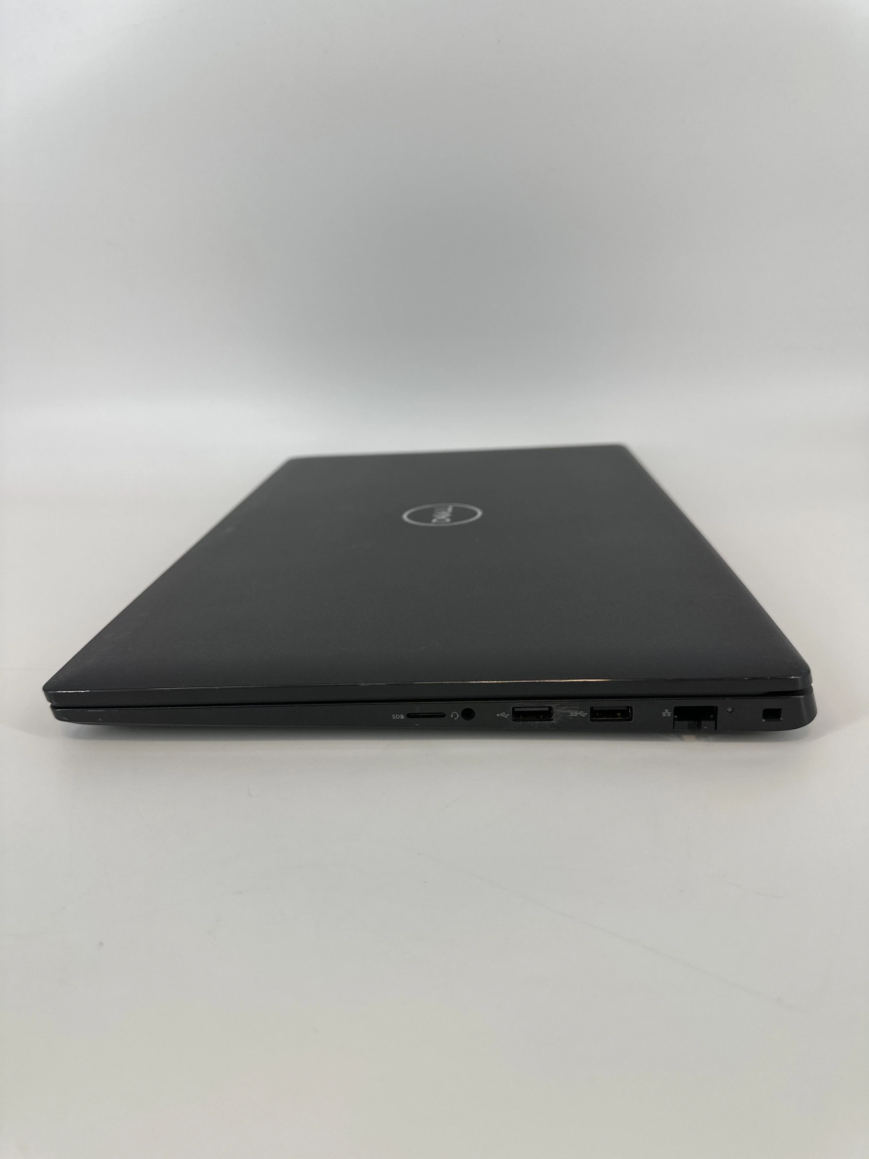Dell Latitude 3520 15.6 Black 2.8 GHz Intel Core i7 11th Gen. 8GB RAM 256GB Solid State Drive - Image 8