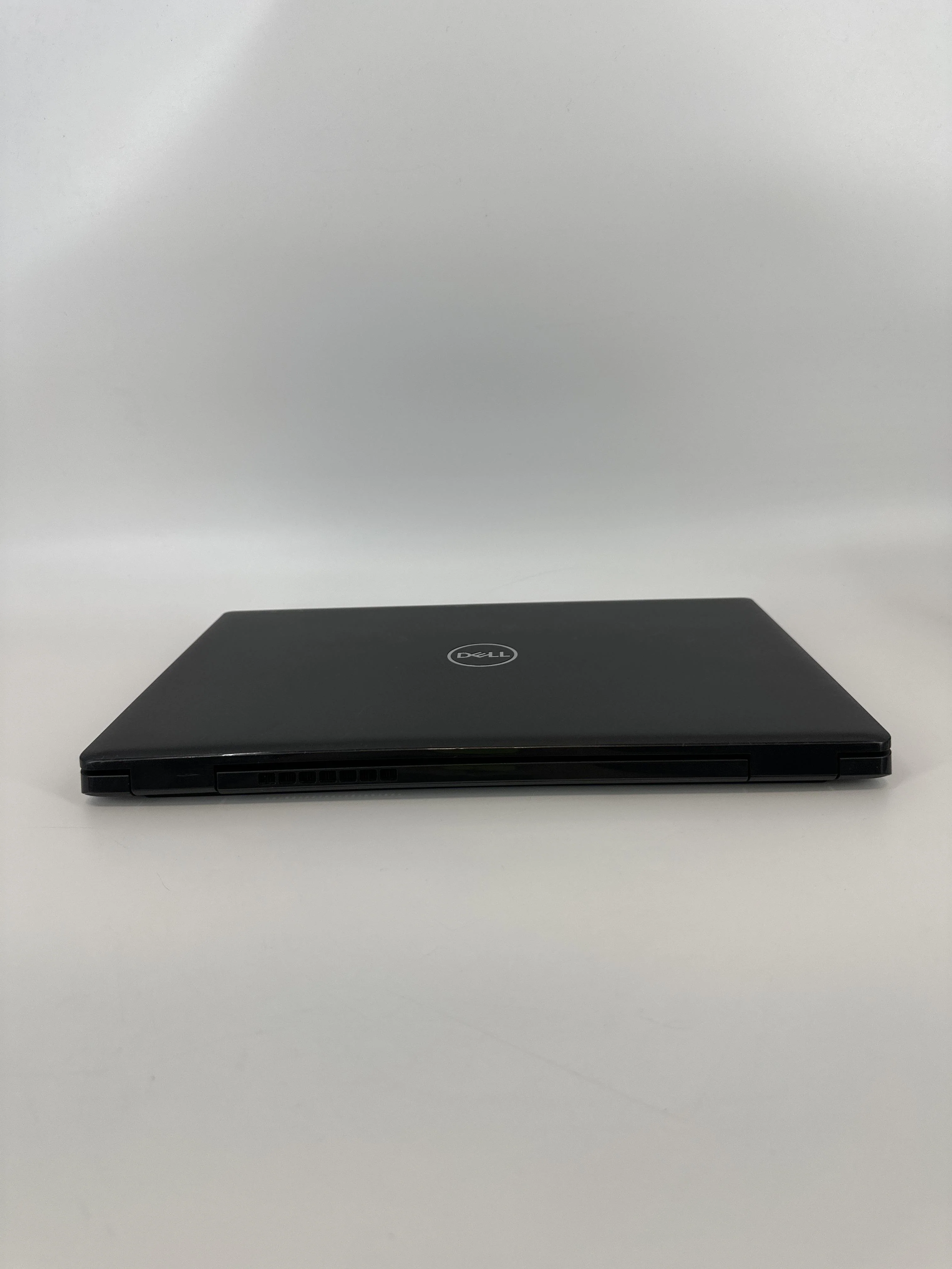 Dell Latitude 3520 15.6 Black 2.8 GHz Intel Core i7 11th Gen. 8GB RAM 256GB Solid State Drive - Image 9
