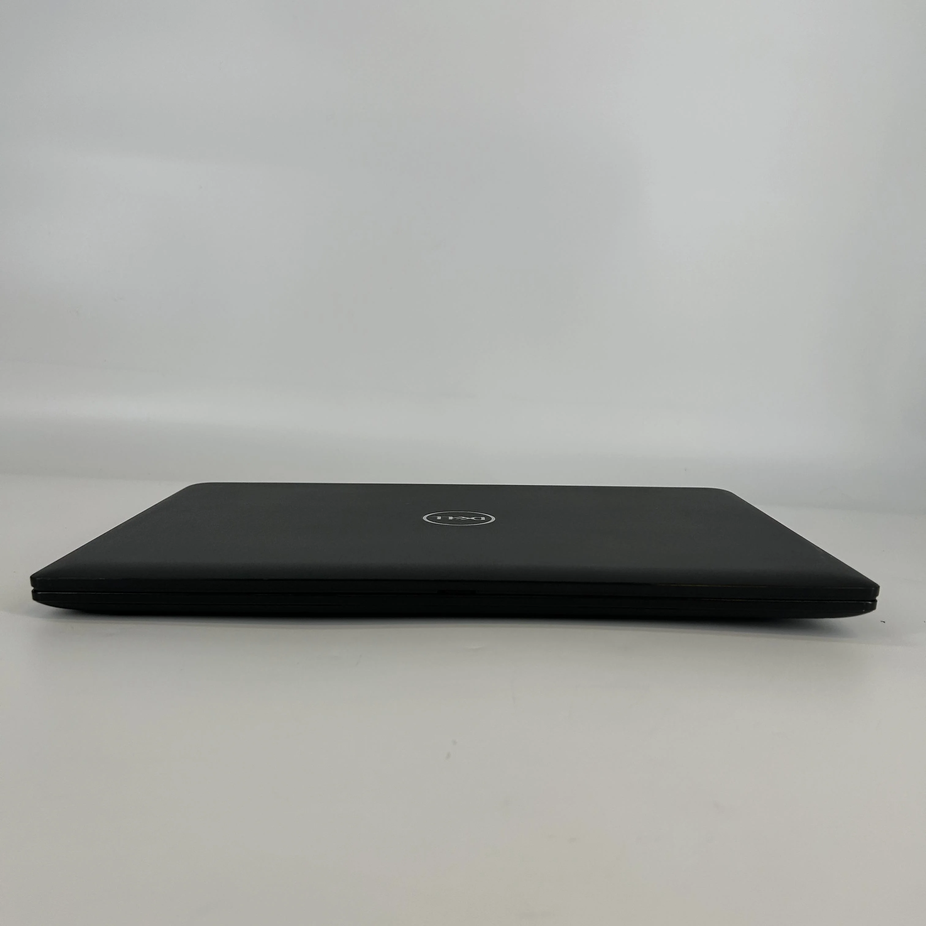 Dell Latitude 3520 15.6 Gray 2.4 GHz Intel Core i5 11th Gen. 8GB RAM 256GB Solid State Drive - Image 8