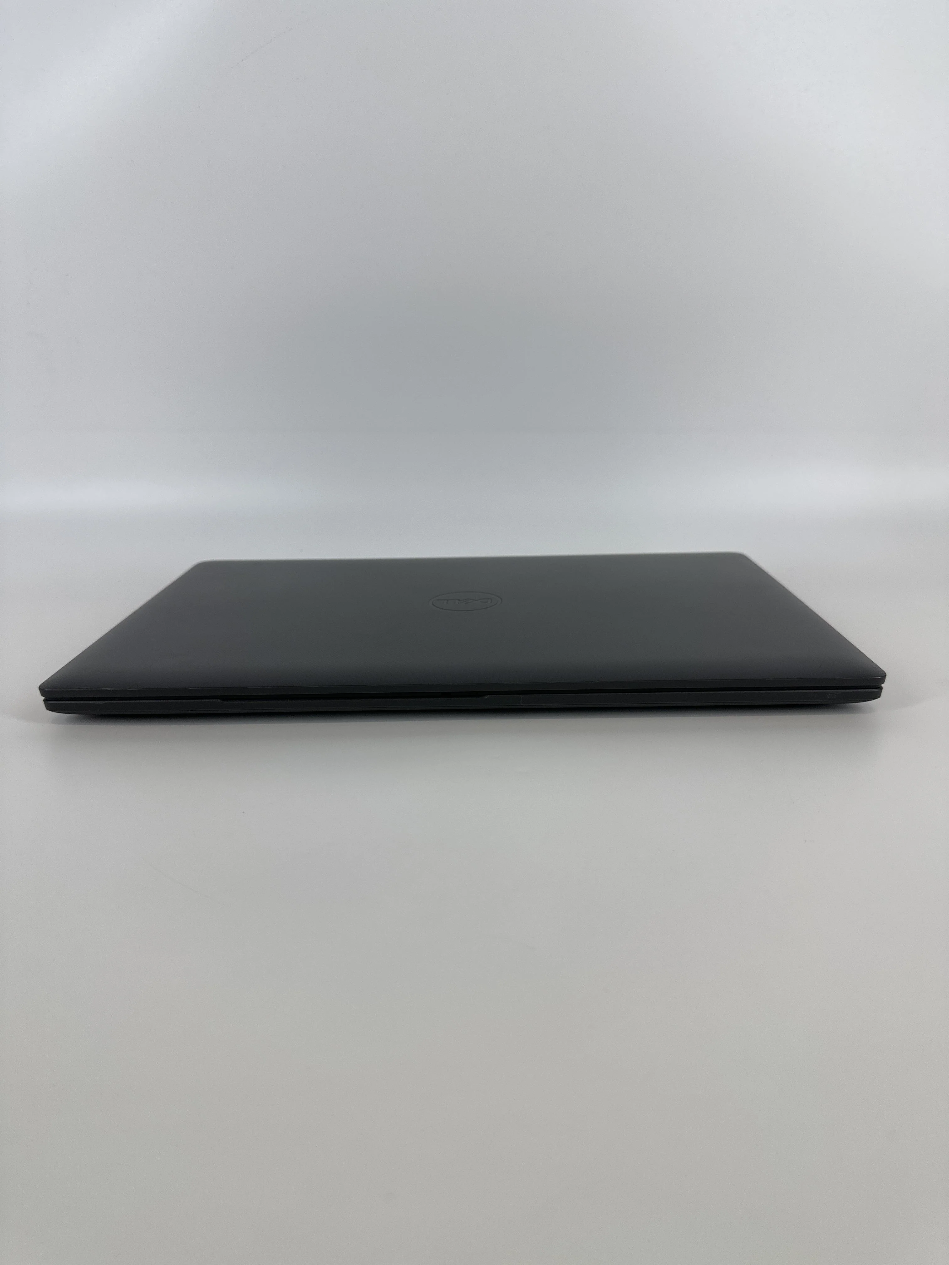 Dell Latitude 3550 15.6 Gray 1.7 GHz Intel Core i7 13th Gen. 16GB RAM 512GB Solid State Drive - Image 10