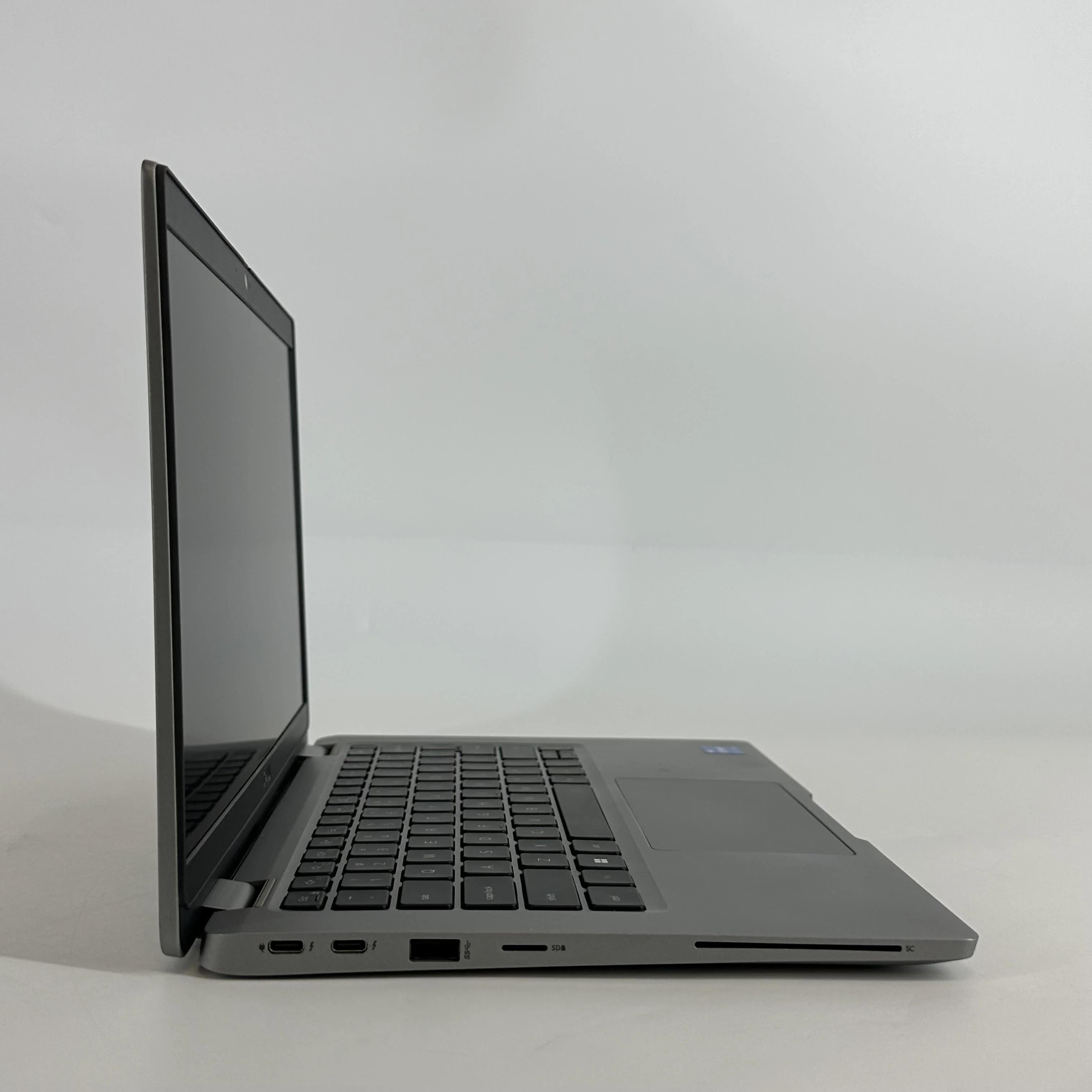 Dell Latitude 5320 13.3 Gray 2.6 GHz Intel Core i5 11th Gen. 16GB RAM 512GB Solid State Drive - Image 46