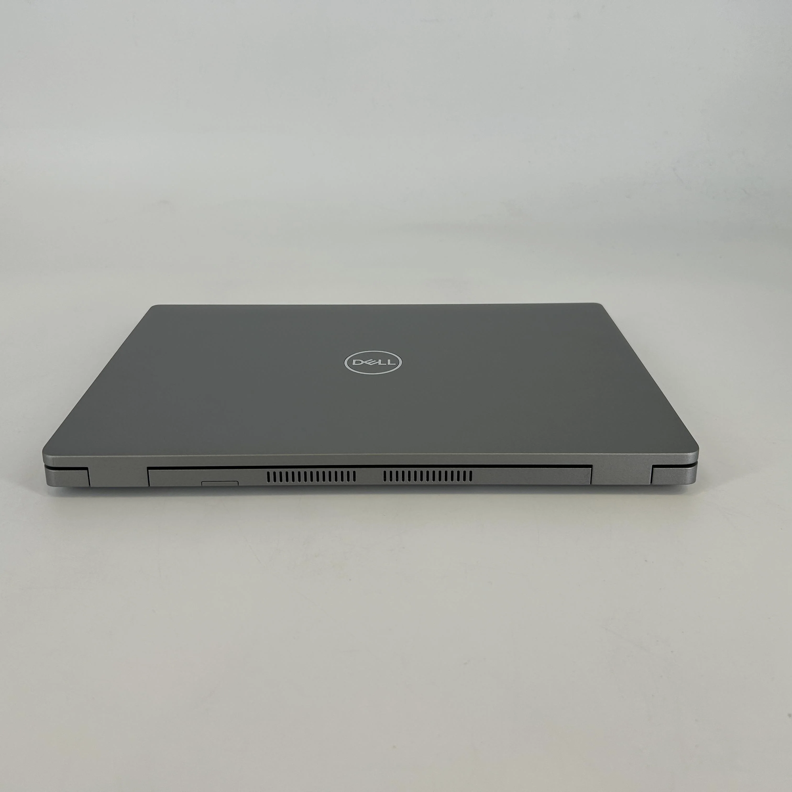 Dell Latitude 5420 14 Gray 2.6 GHz Intel Core i5 11th Gen. 16GB RAM 256GB Solid State Drive - Image 7