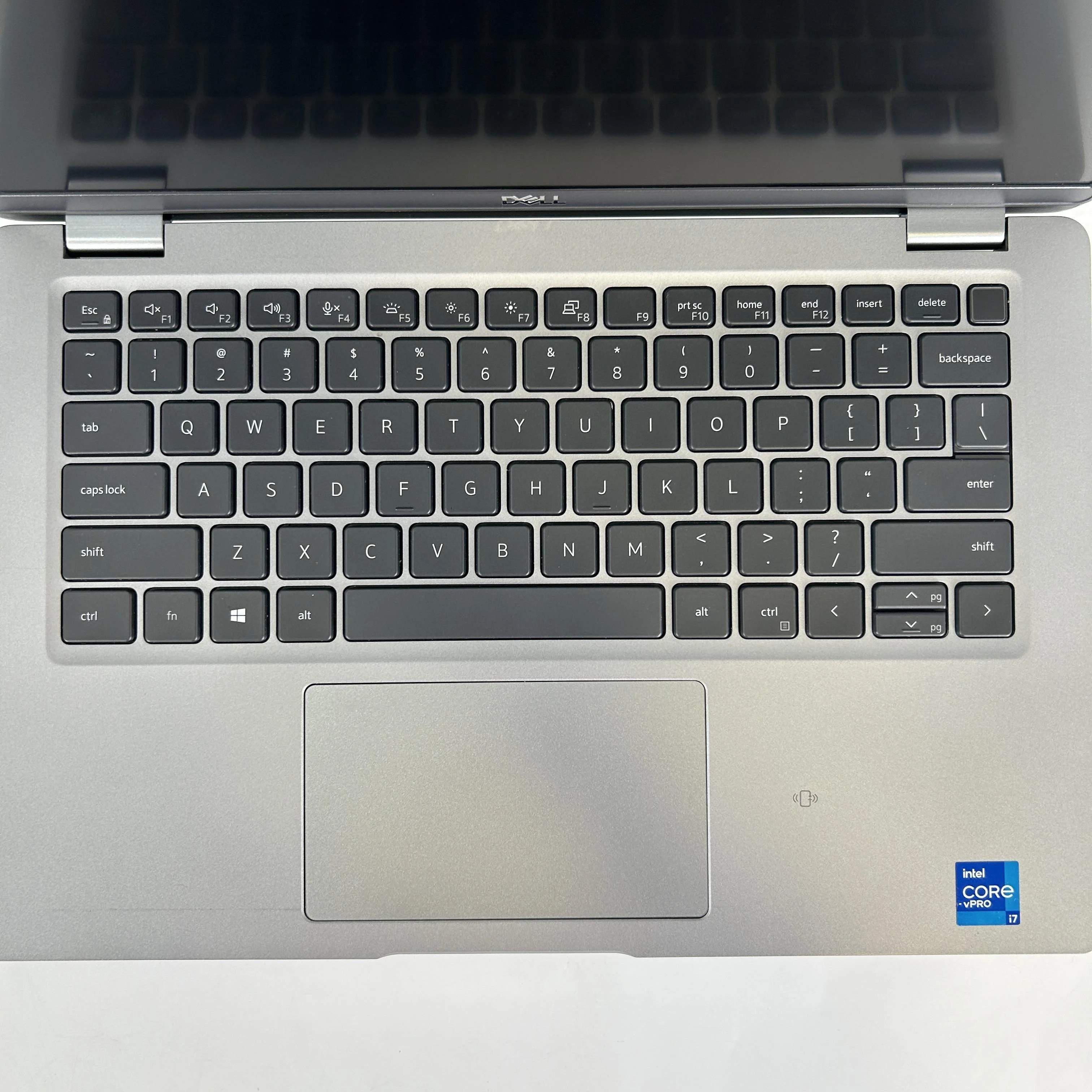 Dell Latitude 5420 14 Gray 3.0 GHz Intel Core i7 11th Gen. 16GB RAM 512GB Solid State Drive - Image 2