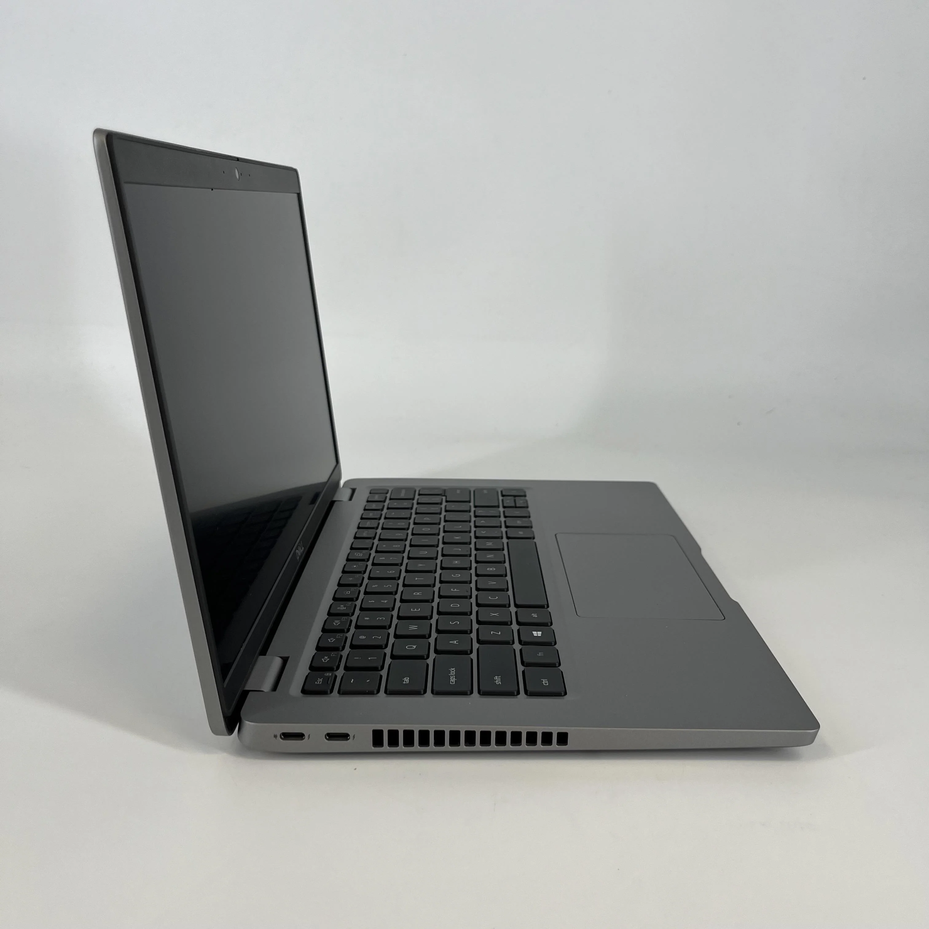 Dell Latitude 5420 14 Gray 3.0 GHz Intel Core i7 11th Gen. 16GB RAM 512GB Solid State Drive - Image 3