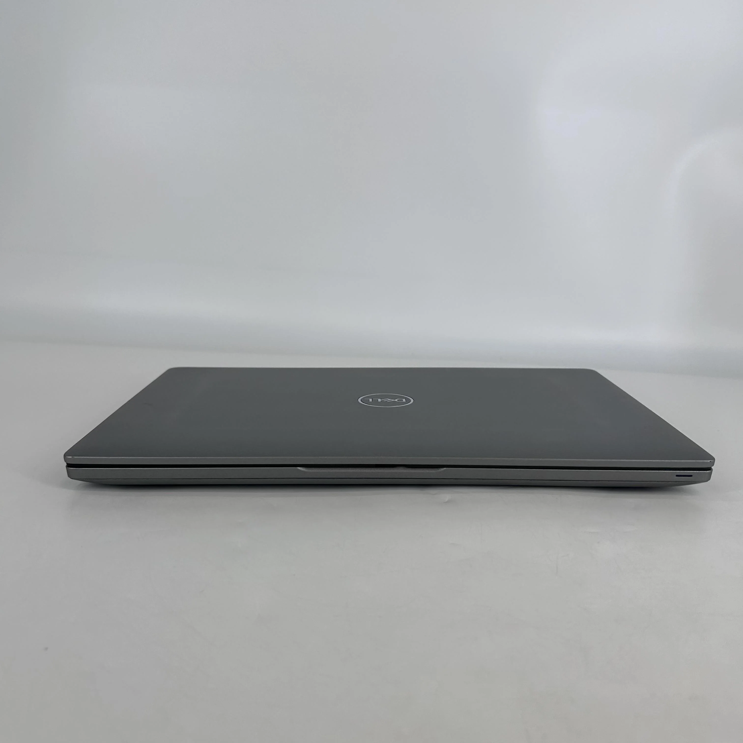 Dell Latitude 5430 14 Gray 1.6 GHz Intel Core i5 12th Gen. 16GB RAM 512GB Solid State Drive - Image 8