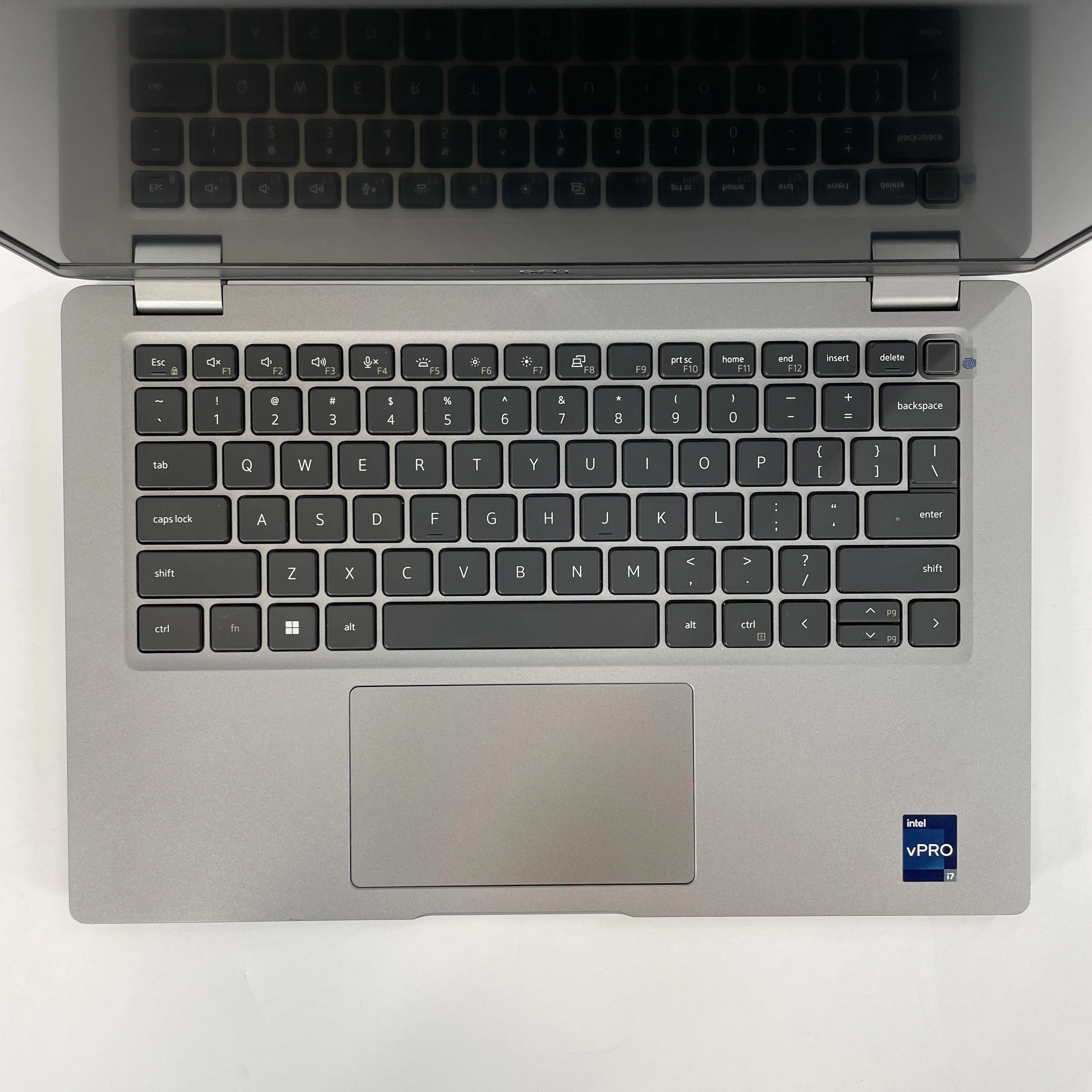 Dell Latitude 5430 14 Gray 1.8 GHz Intel Core i7 12th Gen. 16GB RAM 512GB Solid State Drive - Image 11