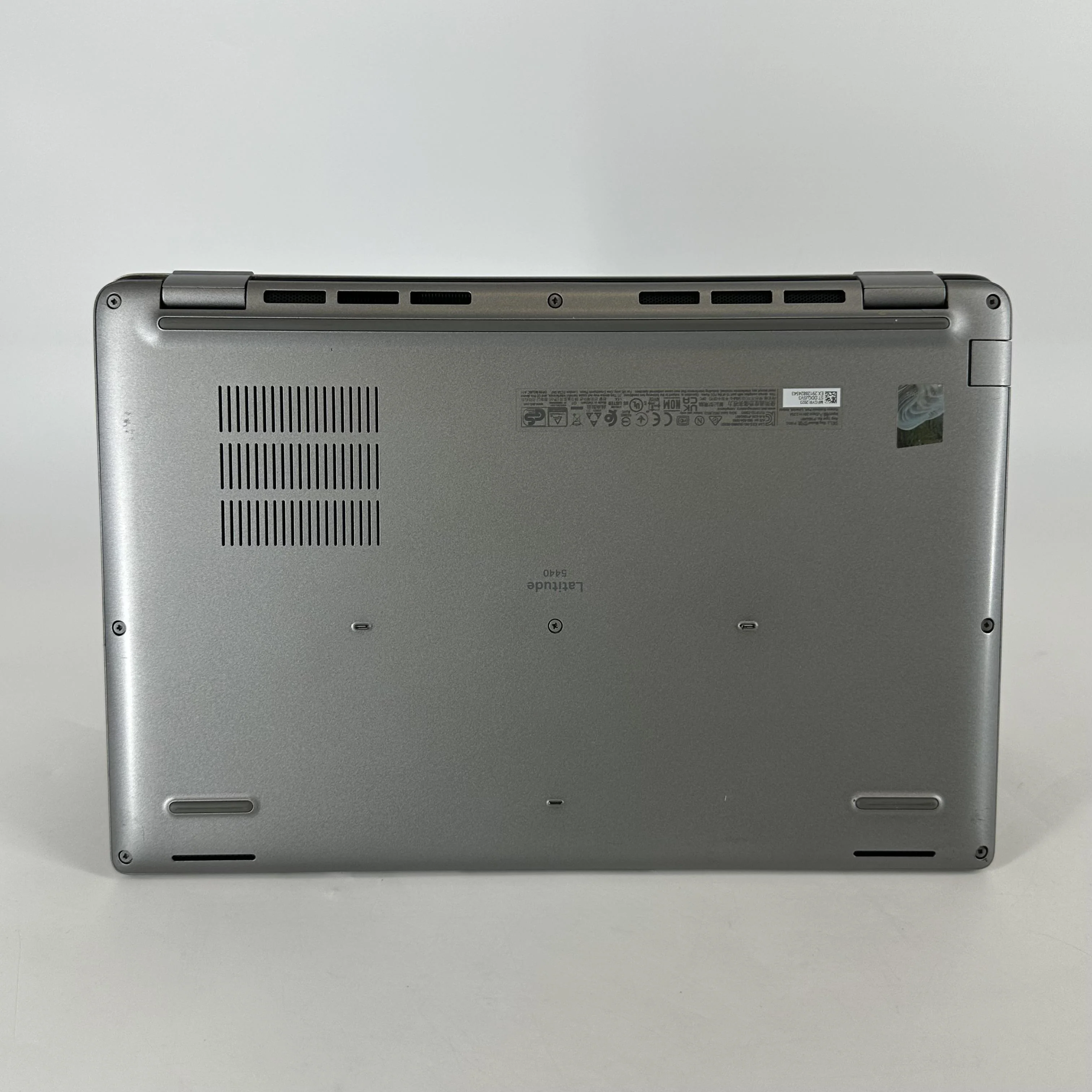 Dell Latitude 5440 14 Gray 1.8 GHz Intel Core i7 13th Gen. 32GB RAM 512GB Solid State Drive - Image 15