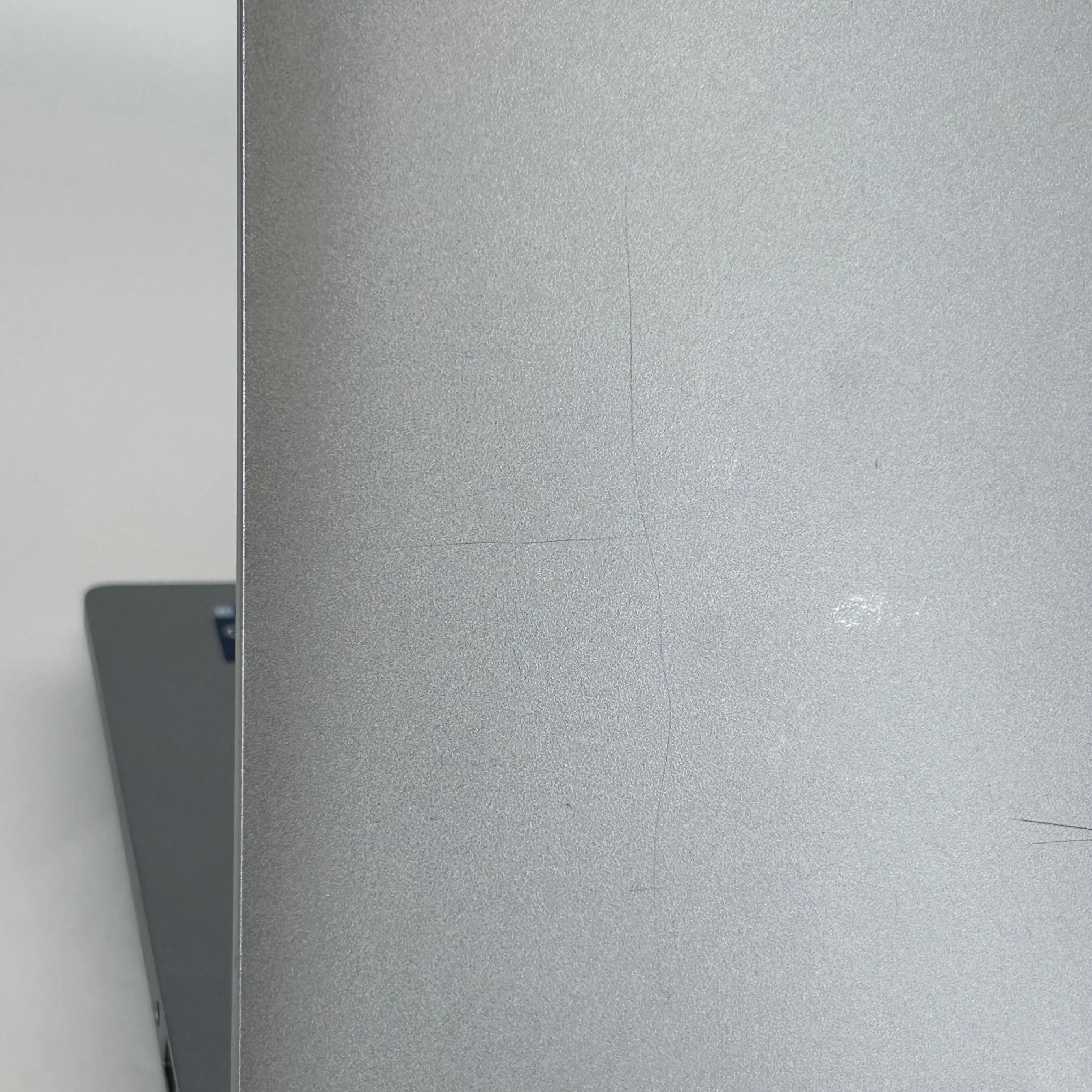 Dell Latitude 5440 14 Gray 1.9 GHz Intel Core i7 13th Gen. 32GB RAM 512GB Solid State Drive - Image 13