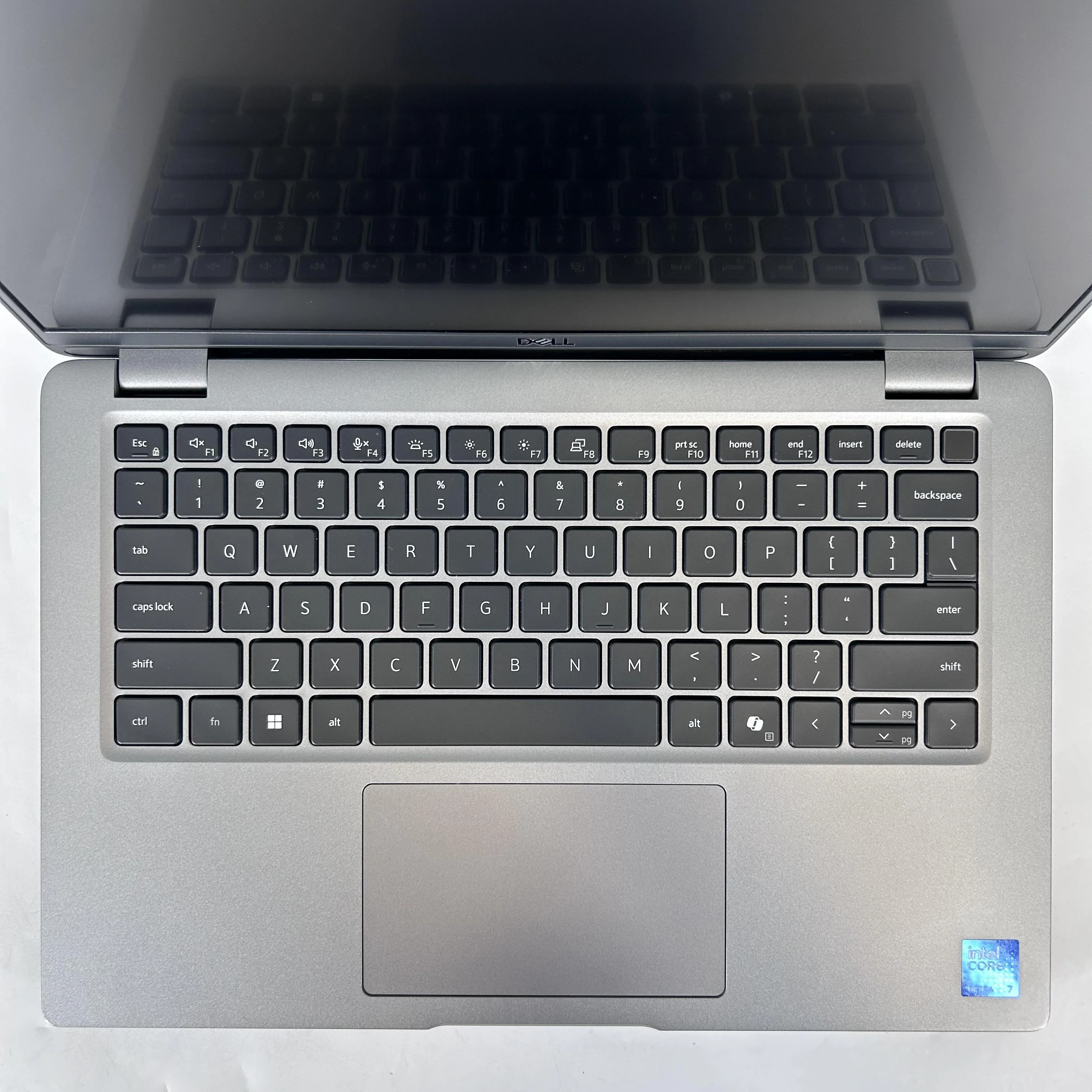 Dell Latitude 5450 14 Gray 1.4 GHz Intel Core Ultra 7 32GB RAM 512GB Solid State Drive - Image 2