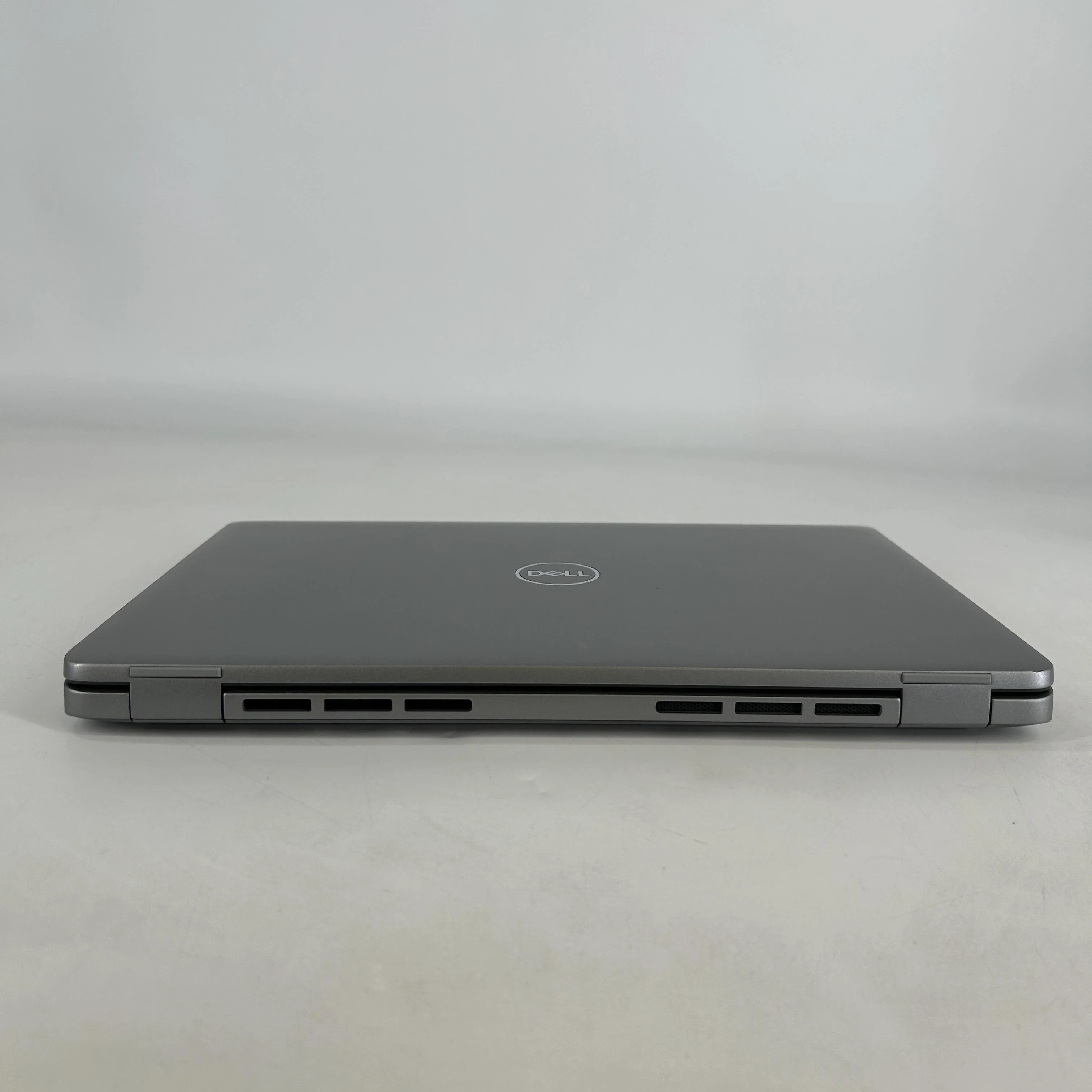 Dell Latitude 5450 14 Gray 1.7 GHz Intel Core Ultra 7 16GB RAM 256GB Solid State Drive - Image 10