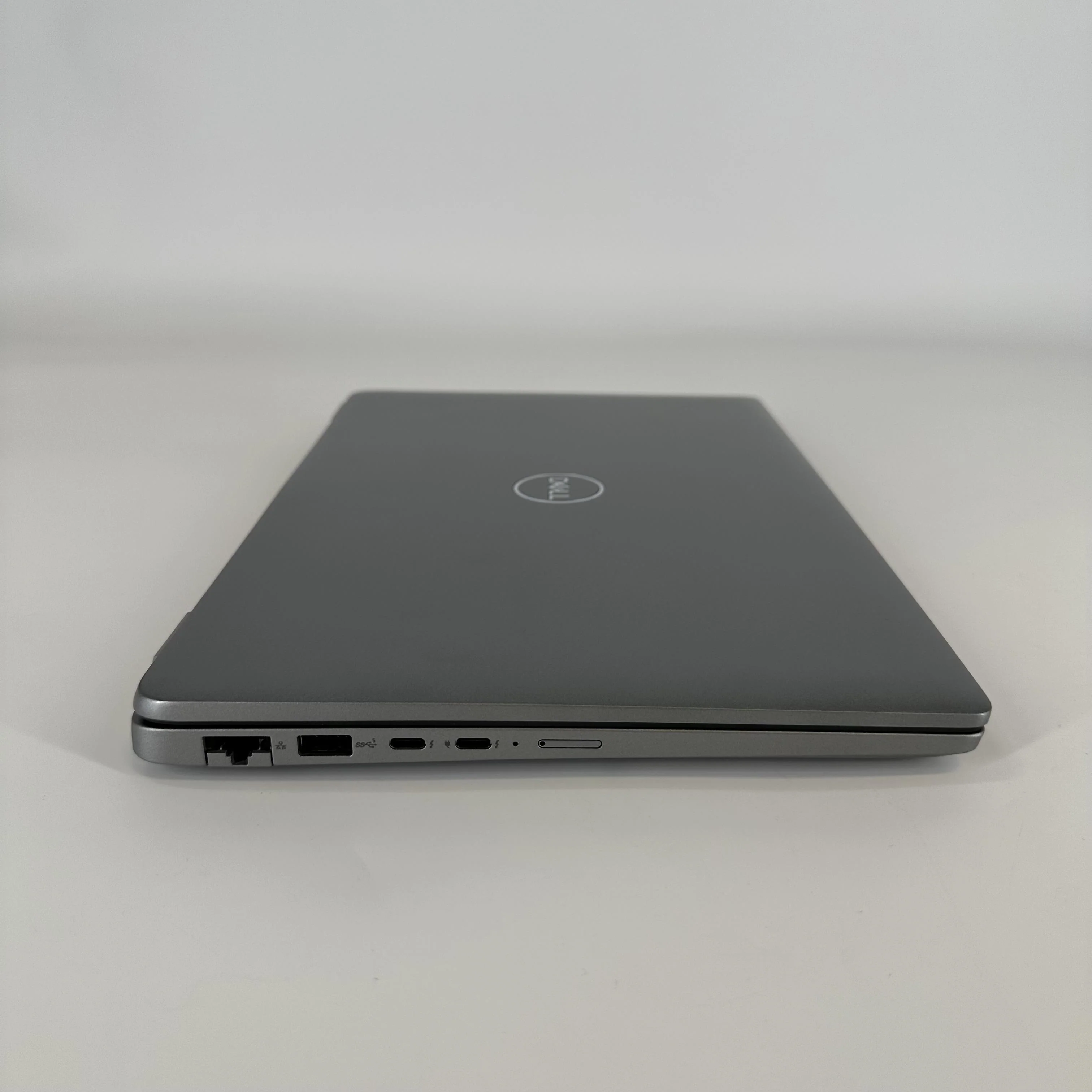 Dell Latitude 5450 14 Gray 2.1 GHz Intel Core Ultra 5 16GB RAM 256GB Solid State Drive - Image 7