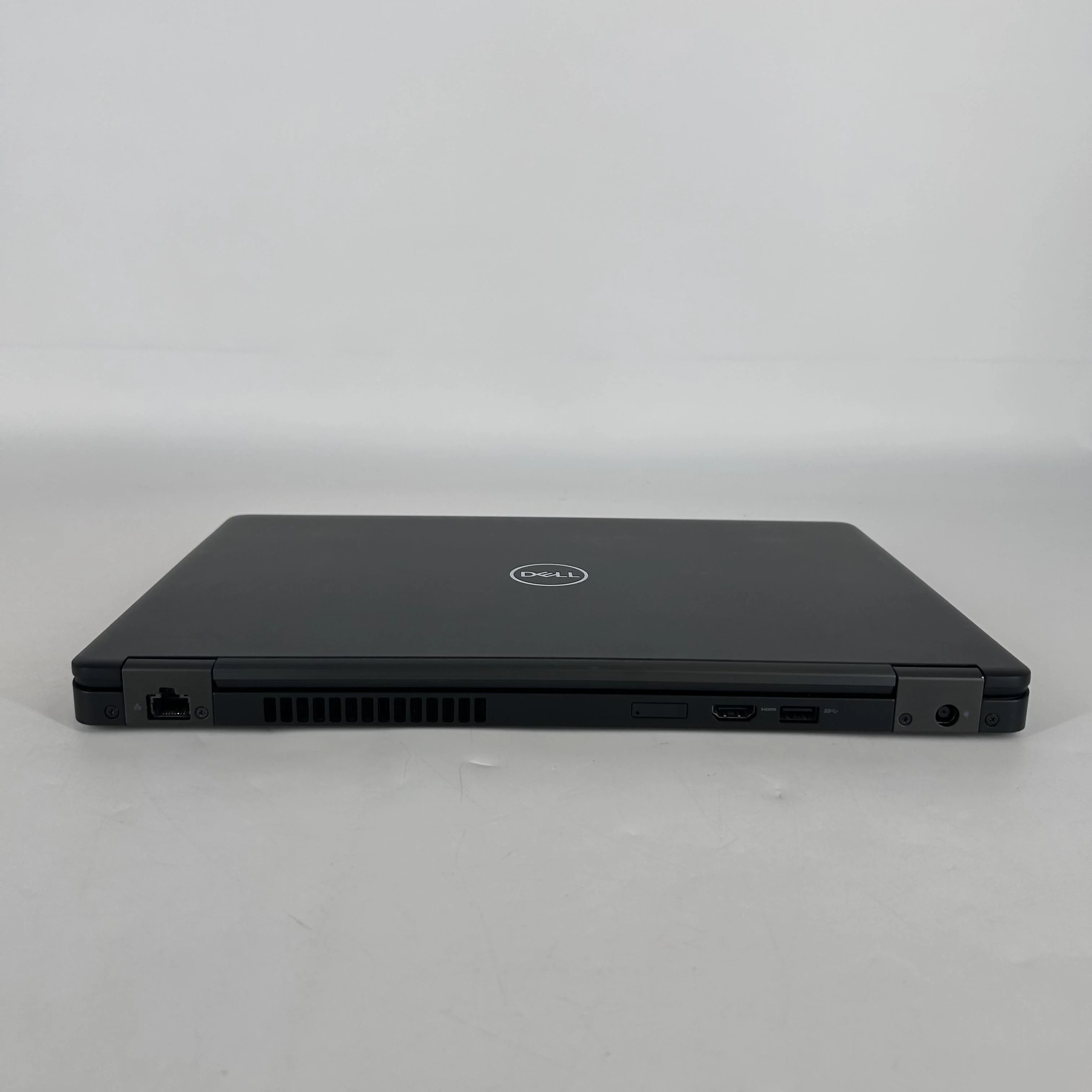 Dell Latitude 5490 14 Black 1.9 GHz Intel Core i7 8th Gen. 16GB RAM 500GB Hard Disk Drive - Image 6