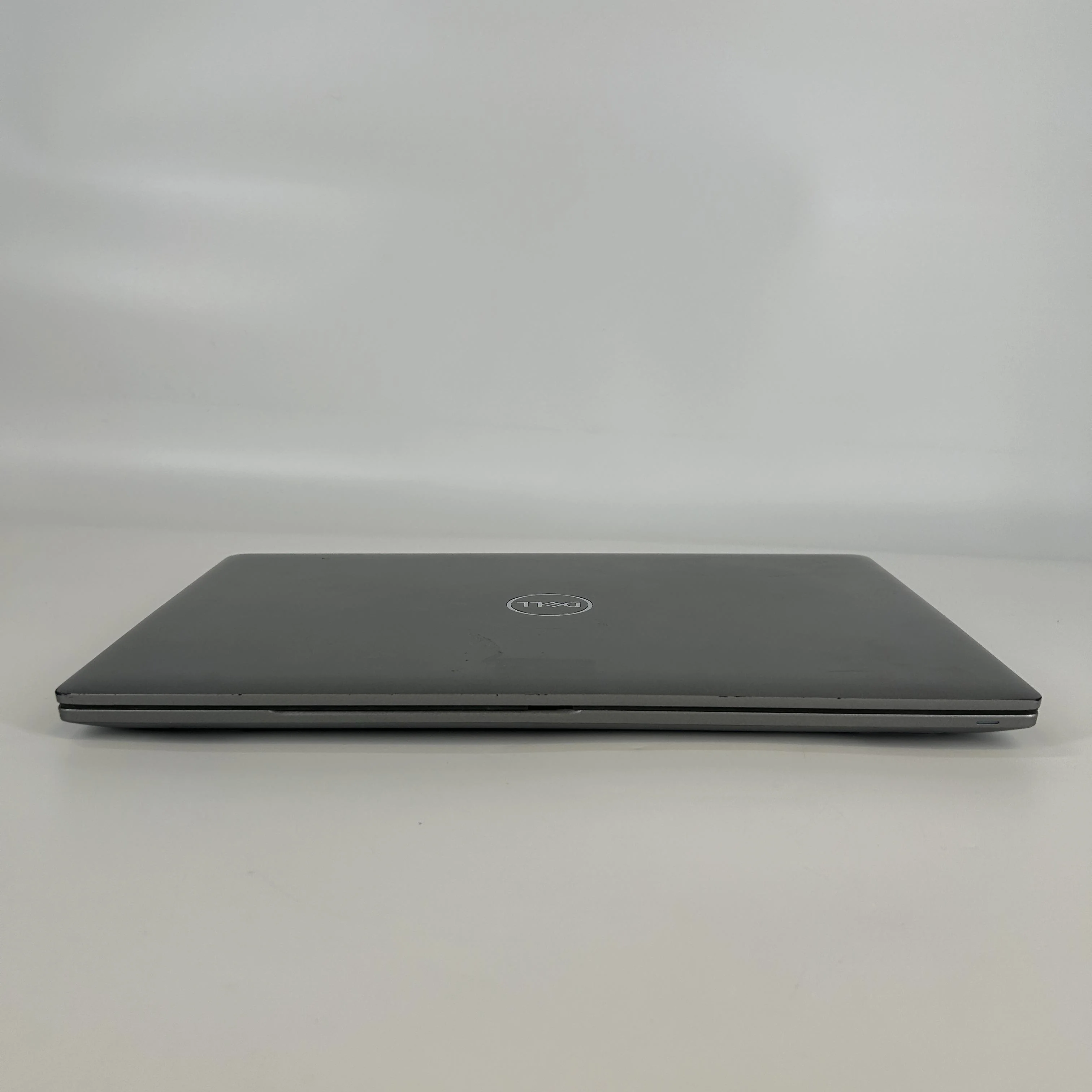 Dell Latitude 5520 15.6 Gray 2.8 GHz Intel Core i7 11th Gen. 16GB RAM 512GB Solid State Drive - Image 8
