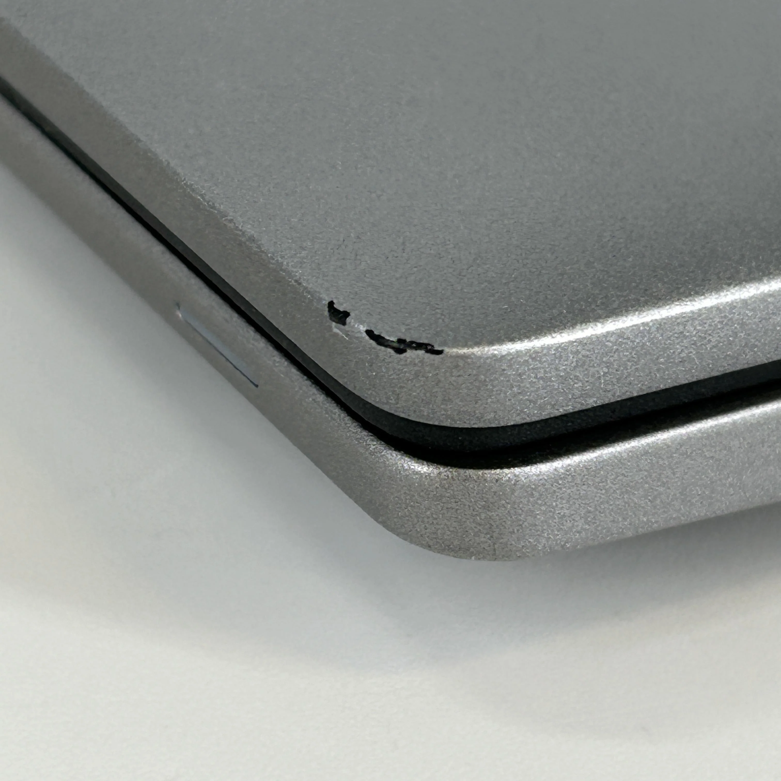 Dell Latitude 5520 15.6 Gray 2.8 GHz Intel Core i7 11th Gen. 16GB RAM 512GB Solid State Drive - Image 11