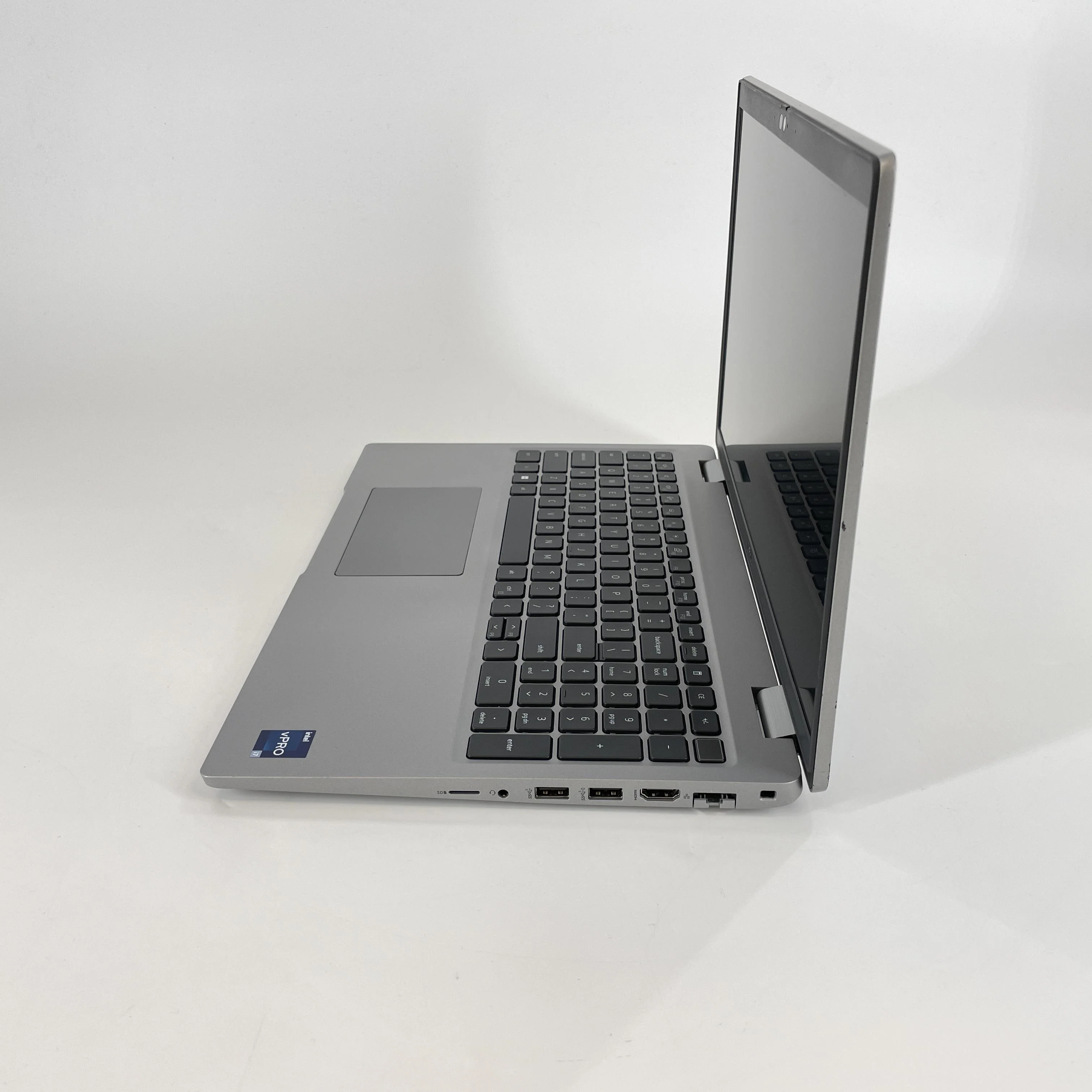 Dell Latitude 5530 15.6 Gray 1.8 GHz Intel Core i7 12th Gen. 16GB RAM 512GB Solid State Drive - Image 11