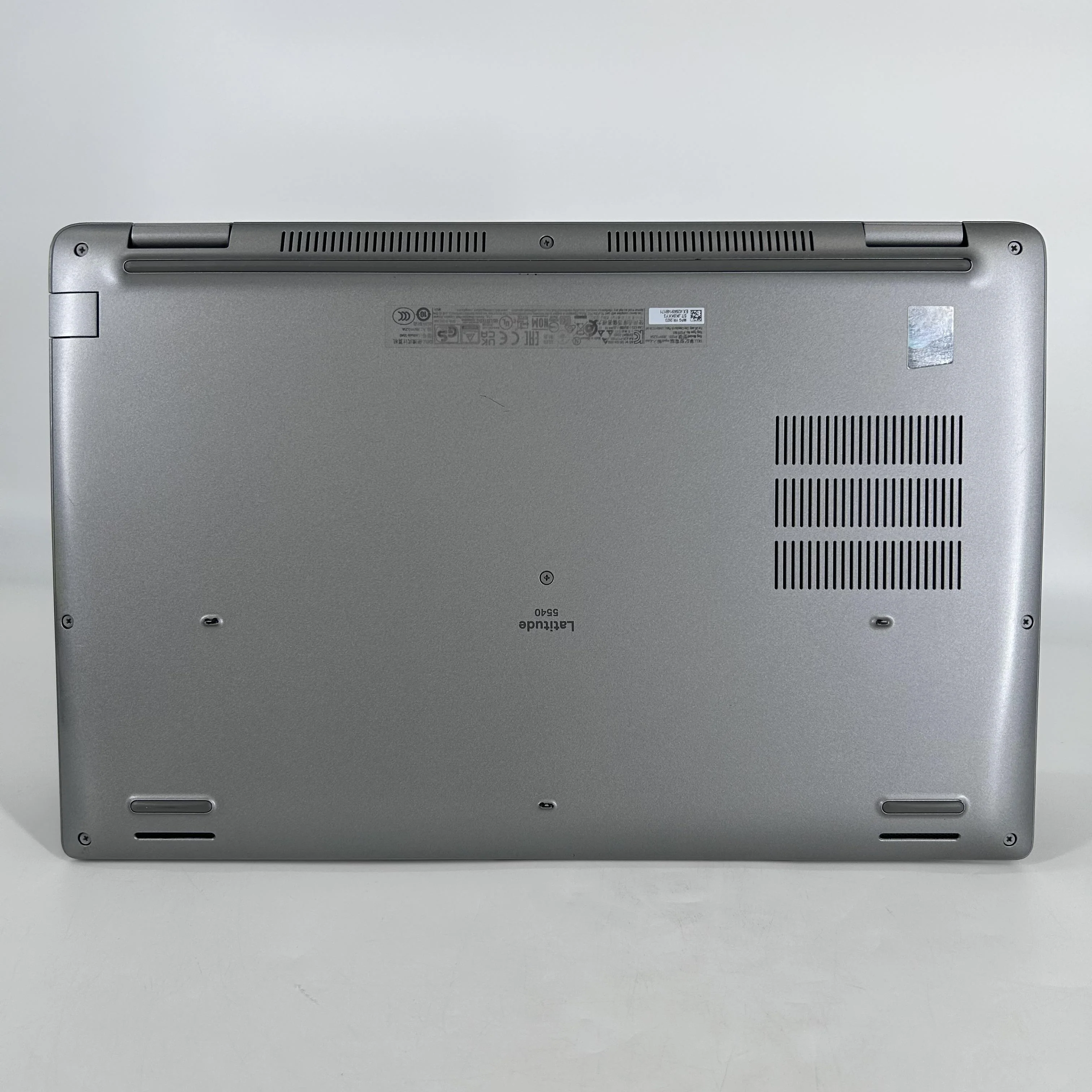 Dell Latitude 5540 15.6 Gray 1.6 GHz Intel Core i5 13th Gen. 8GB RAM 256GB Solid State Drive - Image 5
