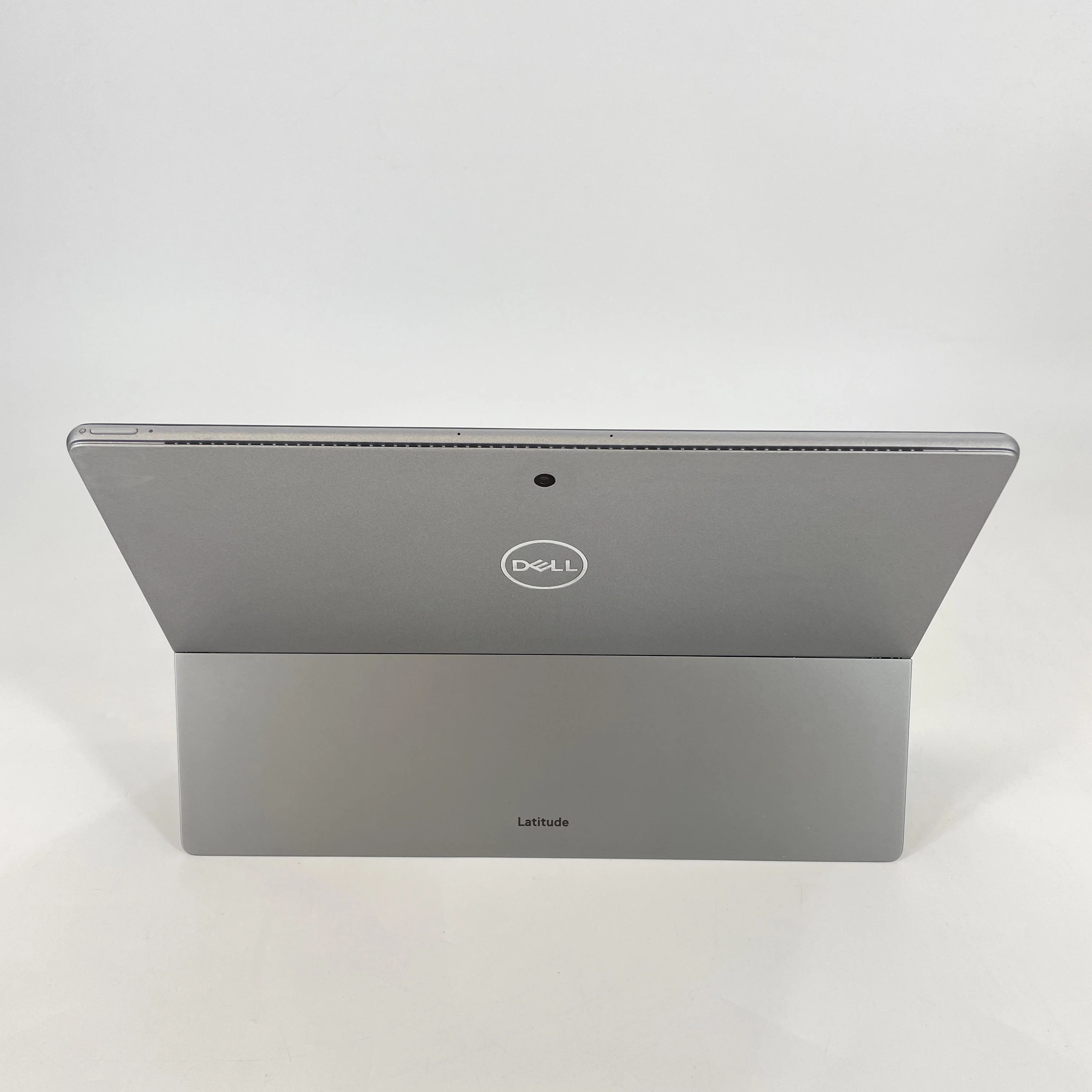 Dell Latitude 7320 (Detachable) 13.3 Gray 1.1 GHz Intel Core i5 11th Gen. 16GB RAM 256GB Solid State Drive - Image 4