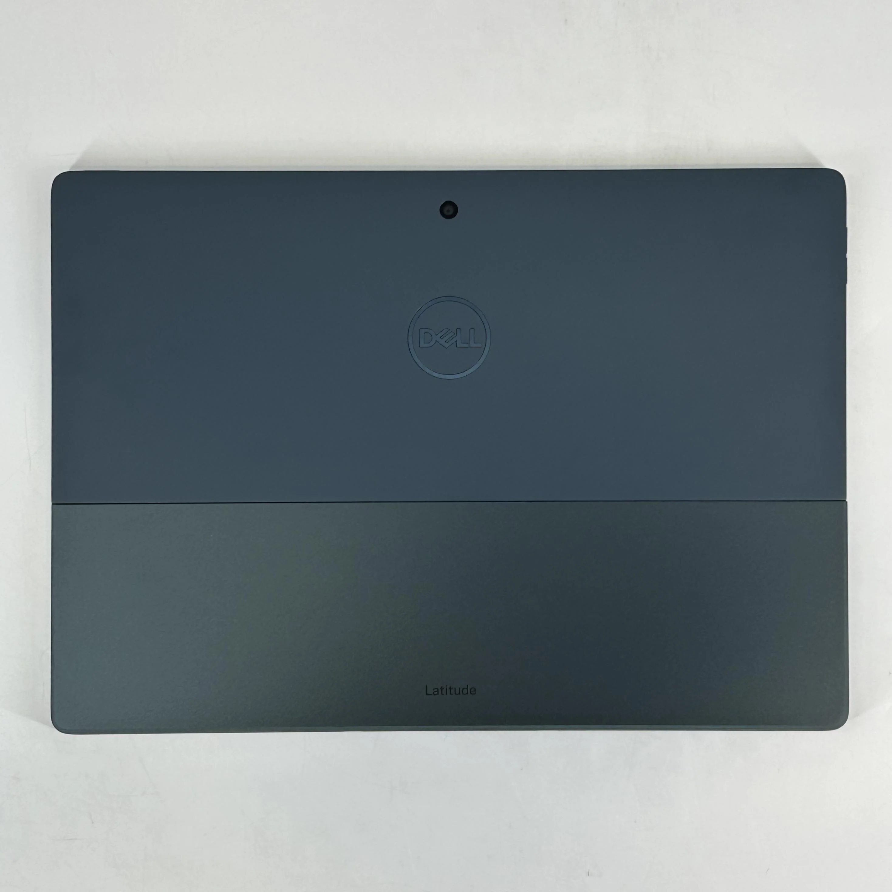 Dell Latitude 7350 (Detachable) 13.3 Gray 3.8 GHz Intel Core Ultra 7 32GB RAM 512GB Solid State Drive - Image 8