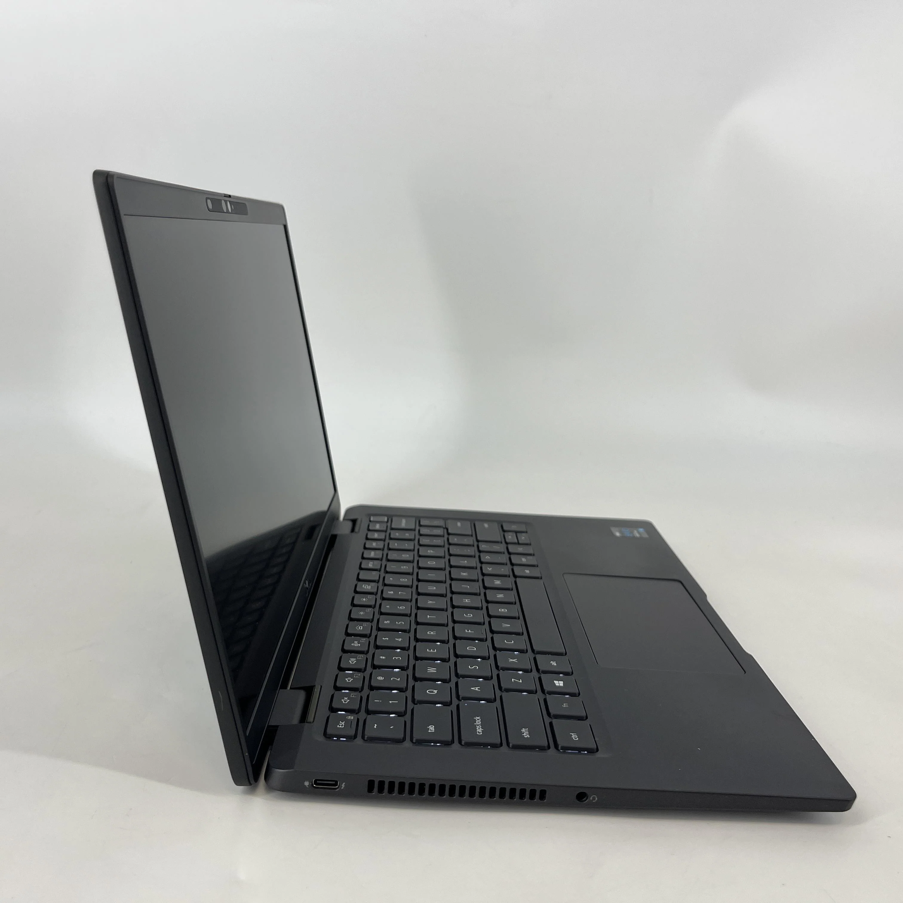 Dell Latitude 7420 14 Black 2.6 GHz Intel Core i5 11th Gen. 16GB RAM 512GB Solid State Drive - Image 3