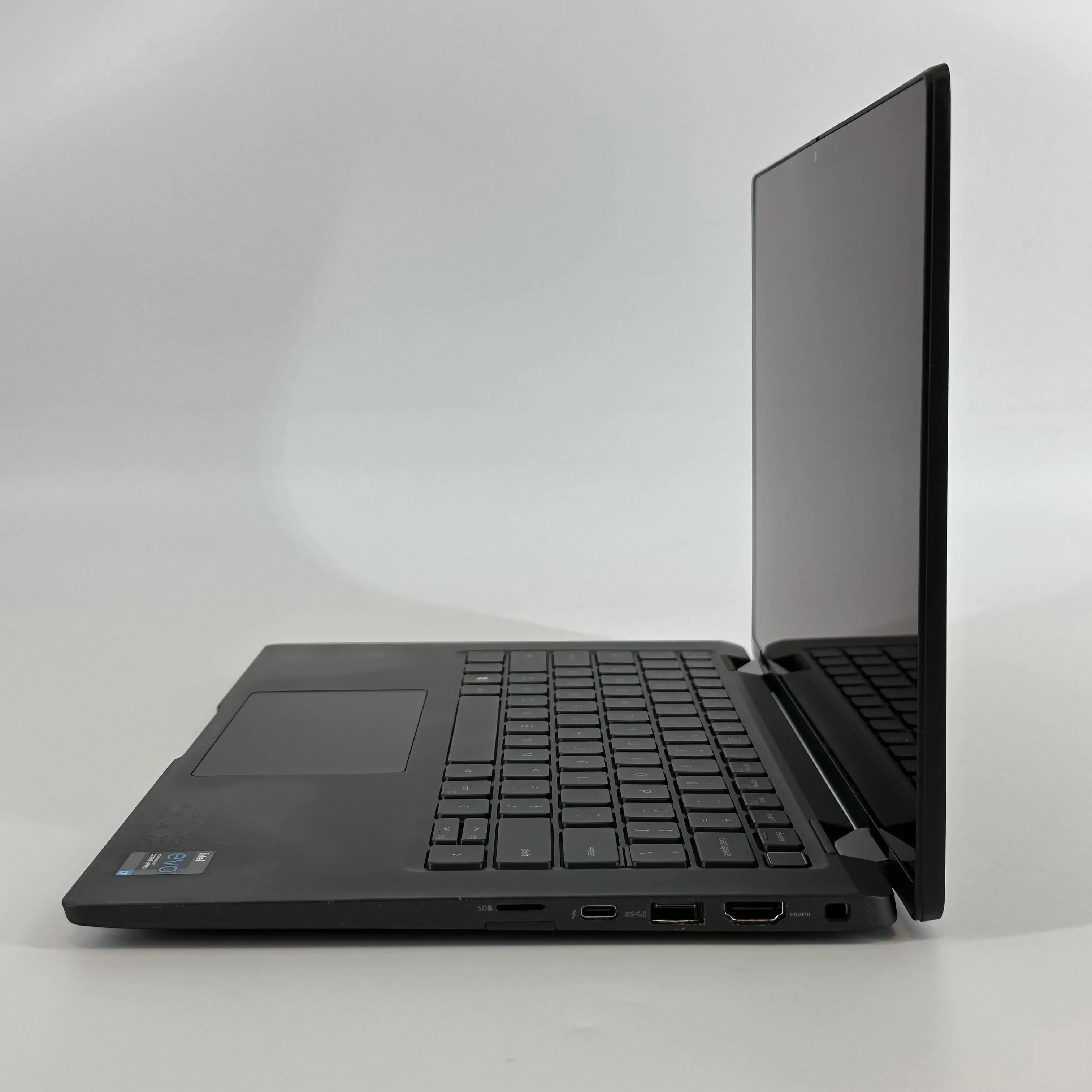 Dell Latitude 7420 14 Black 3.0 GHz Intel Core i7 11th Gen. 16GB RAM 512GB Solid State Drive - Image 2