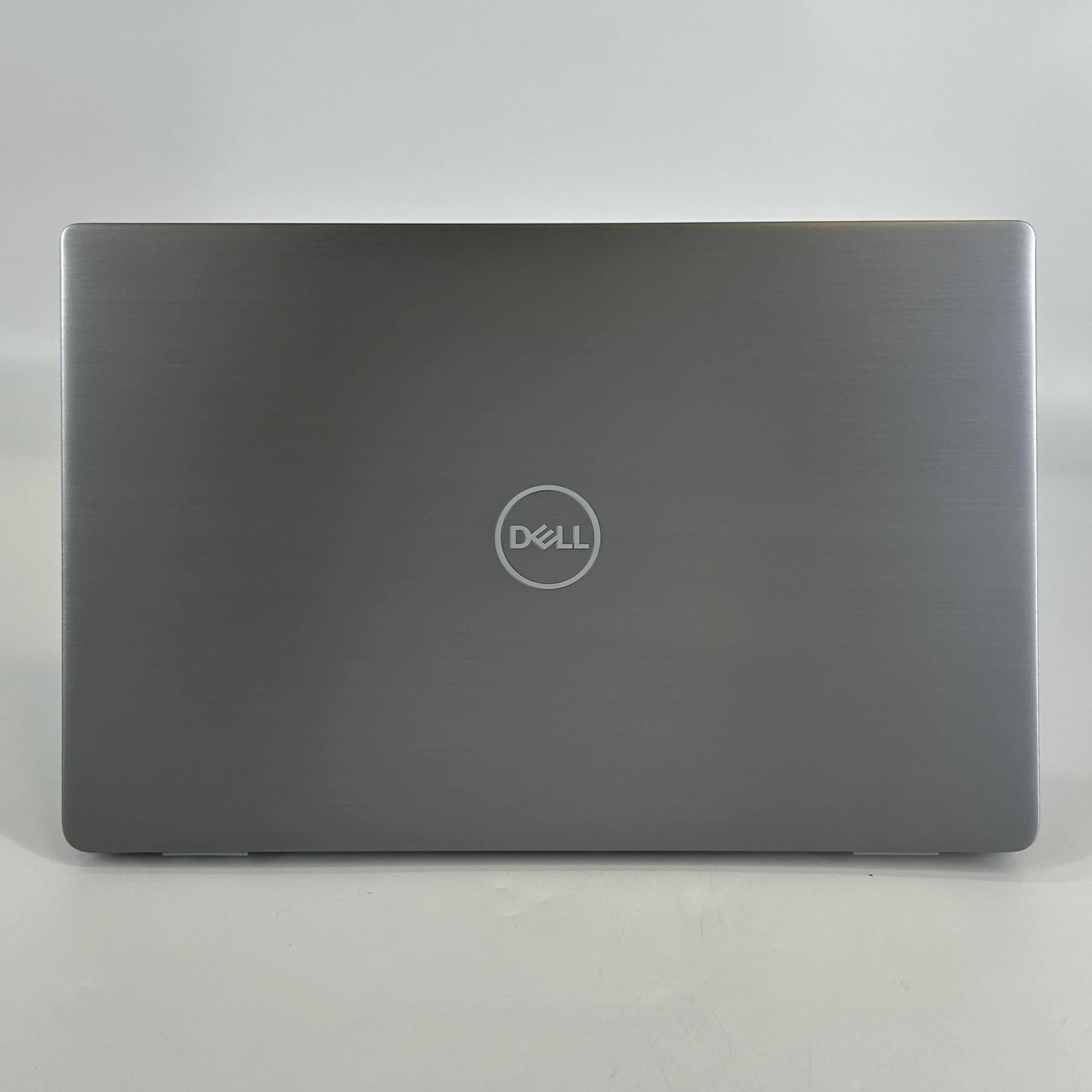Dell Latitude 7420 14 Gray 3.0 GHz Intel Core i7 11th Gen. 16GB RAM 256GB Solid State Drive - Image 10