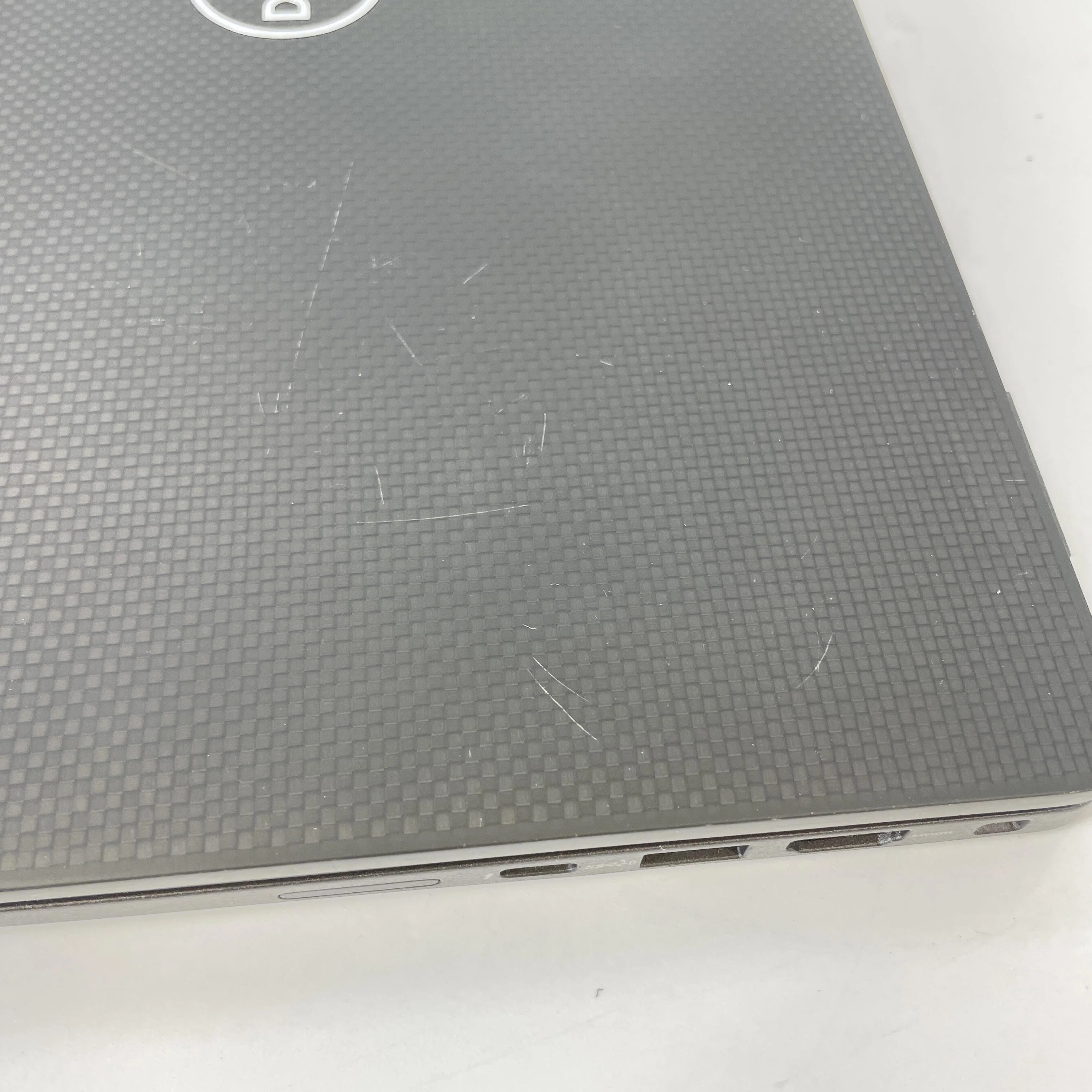 Dell Latitude 7430 14 Gray 1.8 GHz Intel Core i7 12th Gen. 32GB RAM 256GB Solid State Drive - Image 13