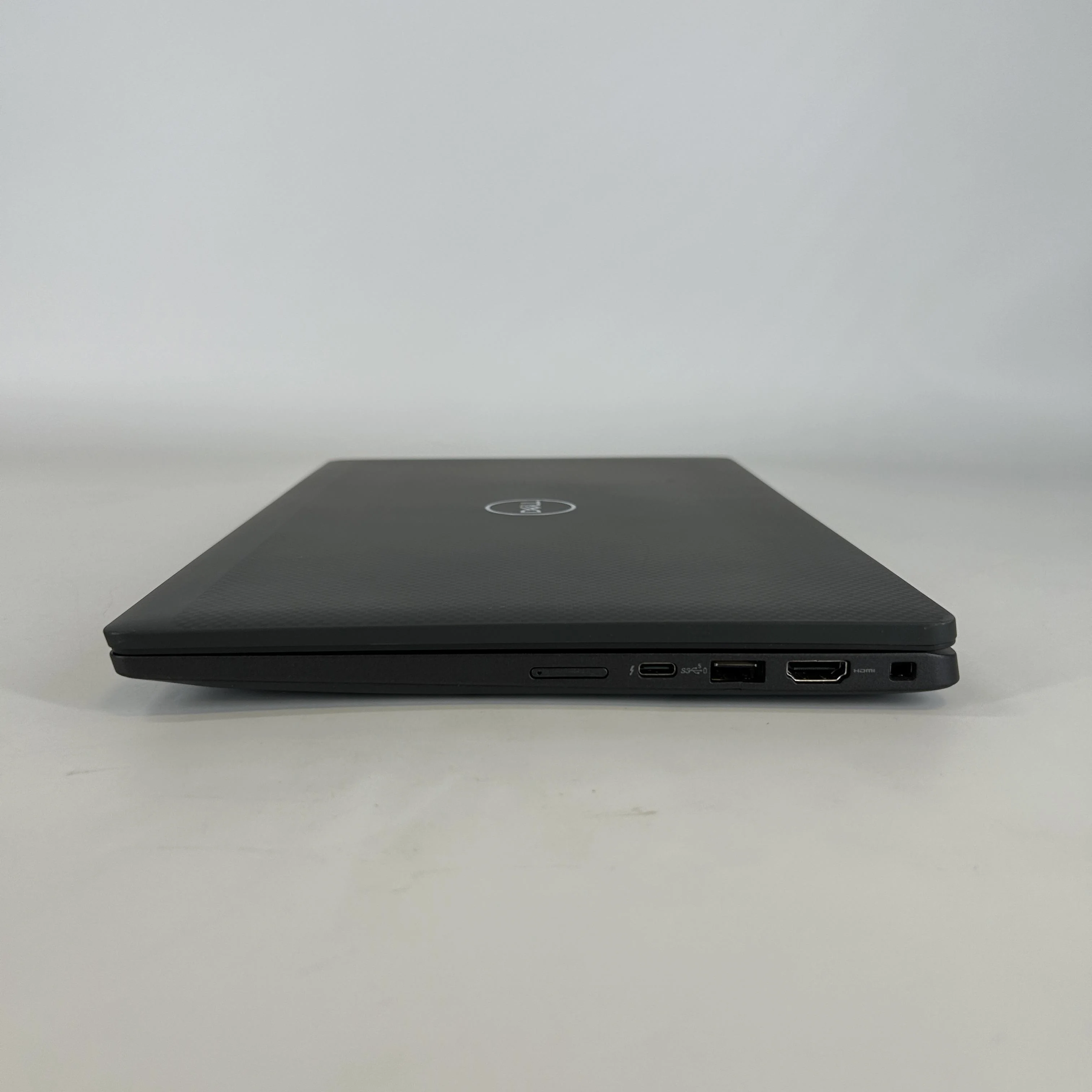 Dell Latitude 7430 (2-in-1) 14 Gray 2.2 GHz Intel Core i7 12th Gen. 32GB RAM 1TB Solid State Drive - Image 6