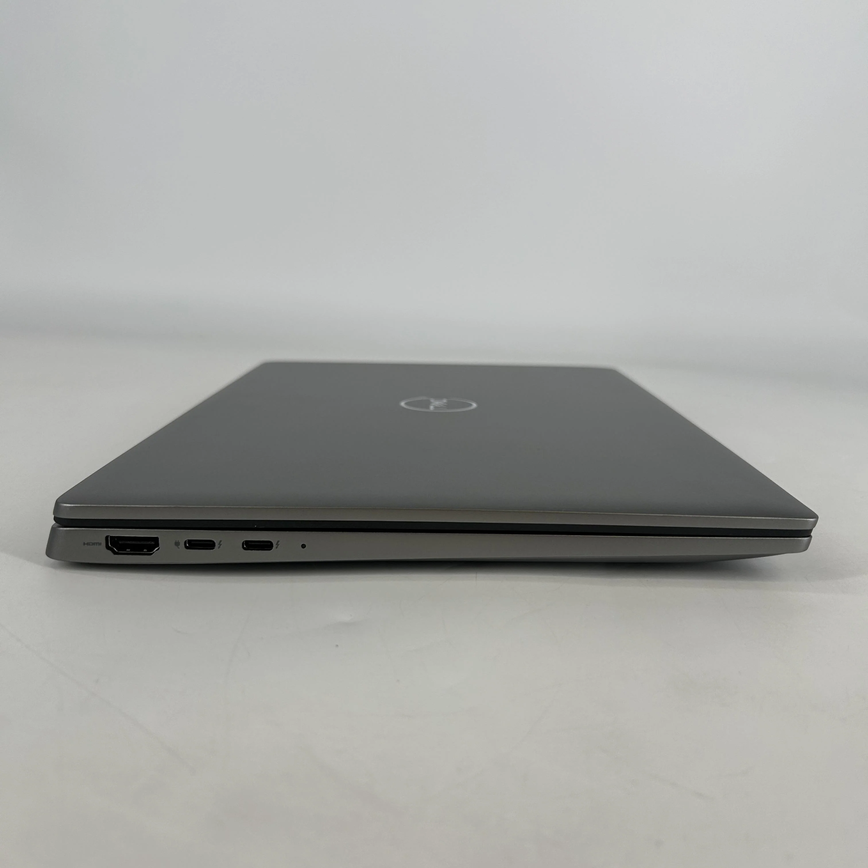 Dell Latitude 7440 14 Gray 1.3 GHz Intel Core i5 13th Gen. 16GB RAM 512GB Solid State Drive - Image 9