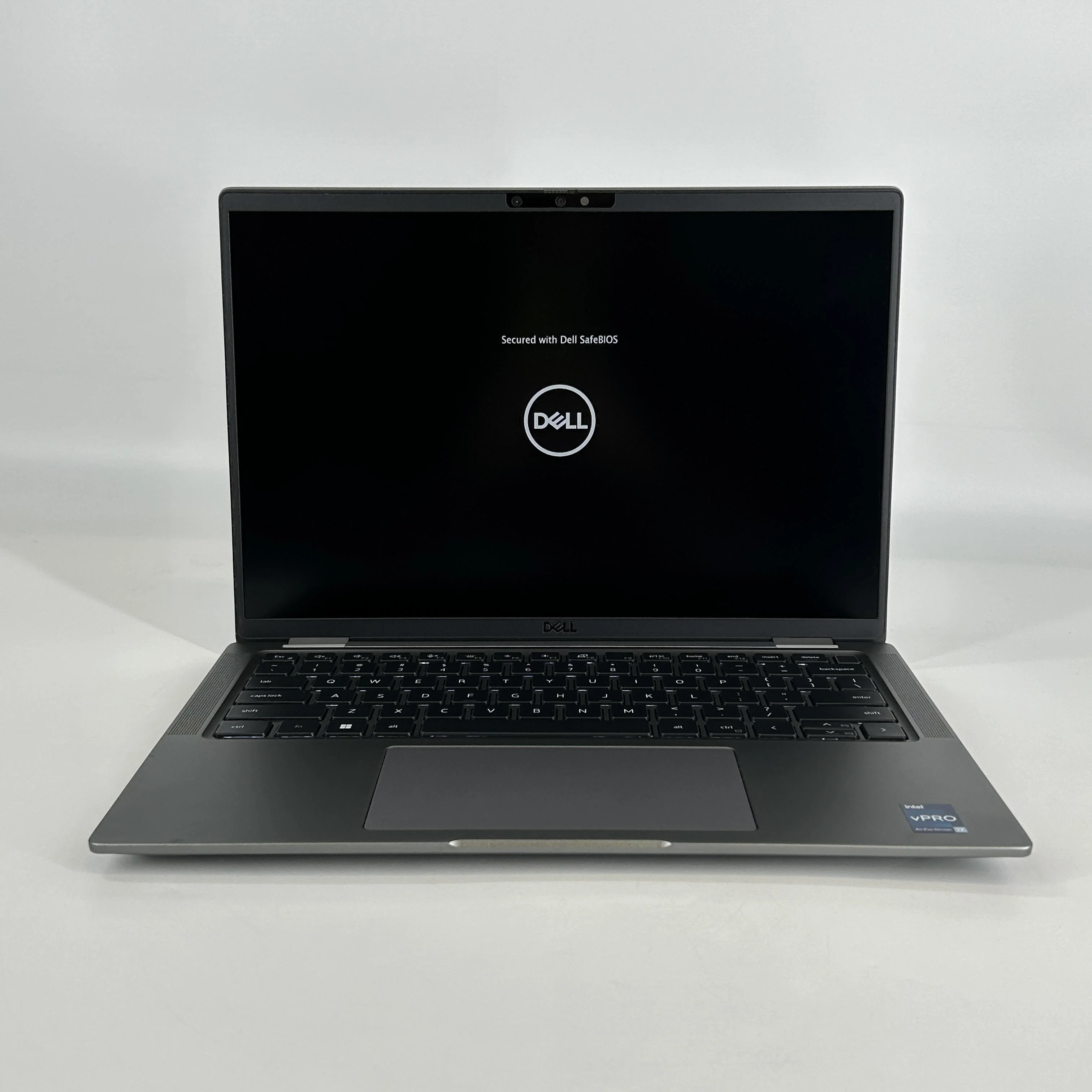 Dell Latitude 7440 14 Gray 1.8 GHz Intel Core i7 13th Gen. 32GB RAM 1TB Solid State Drive