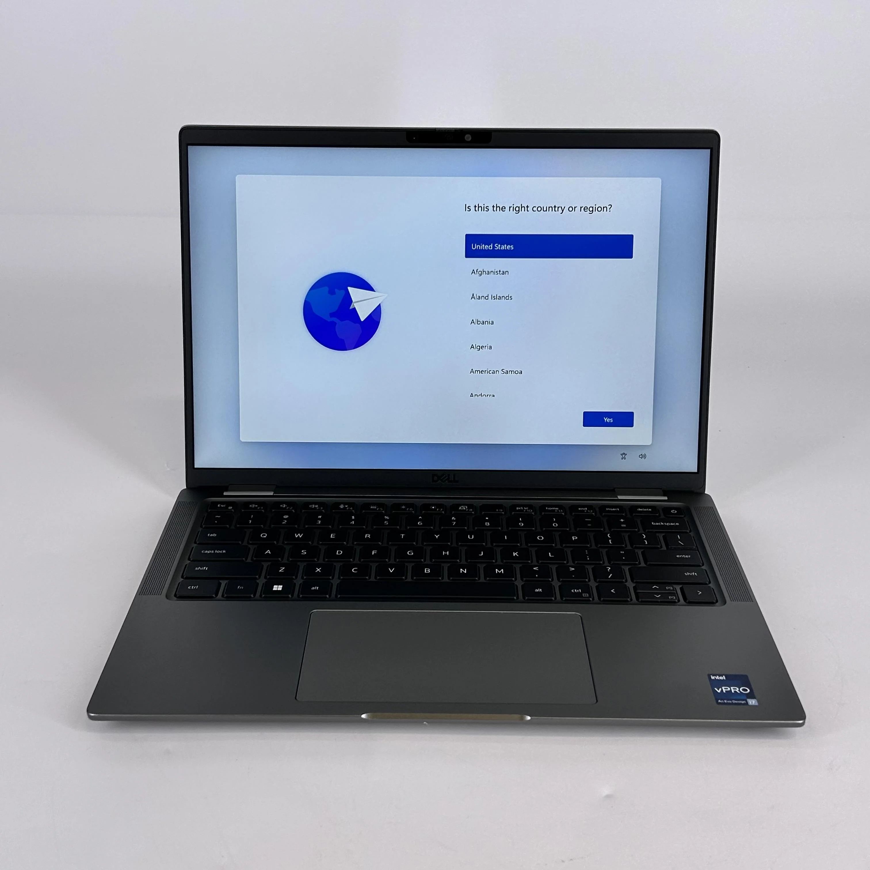 Dell Latitude 7440 14 Gray 1.9 GHz Intel Core i7 13th Gen. 32GB RAM 256GB Solid State Drive - Image 24