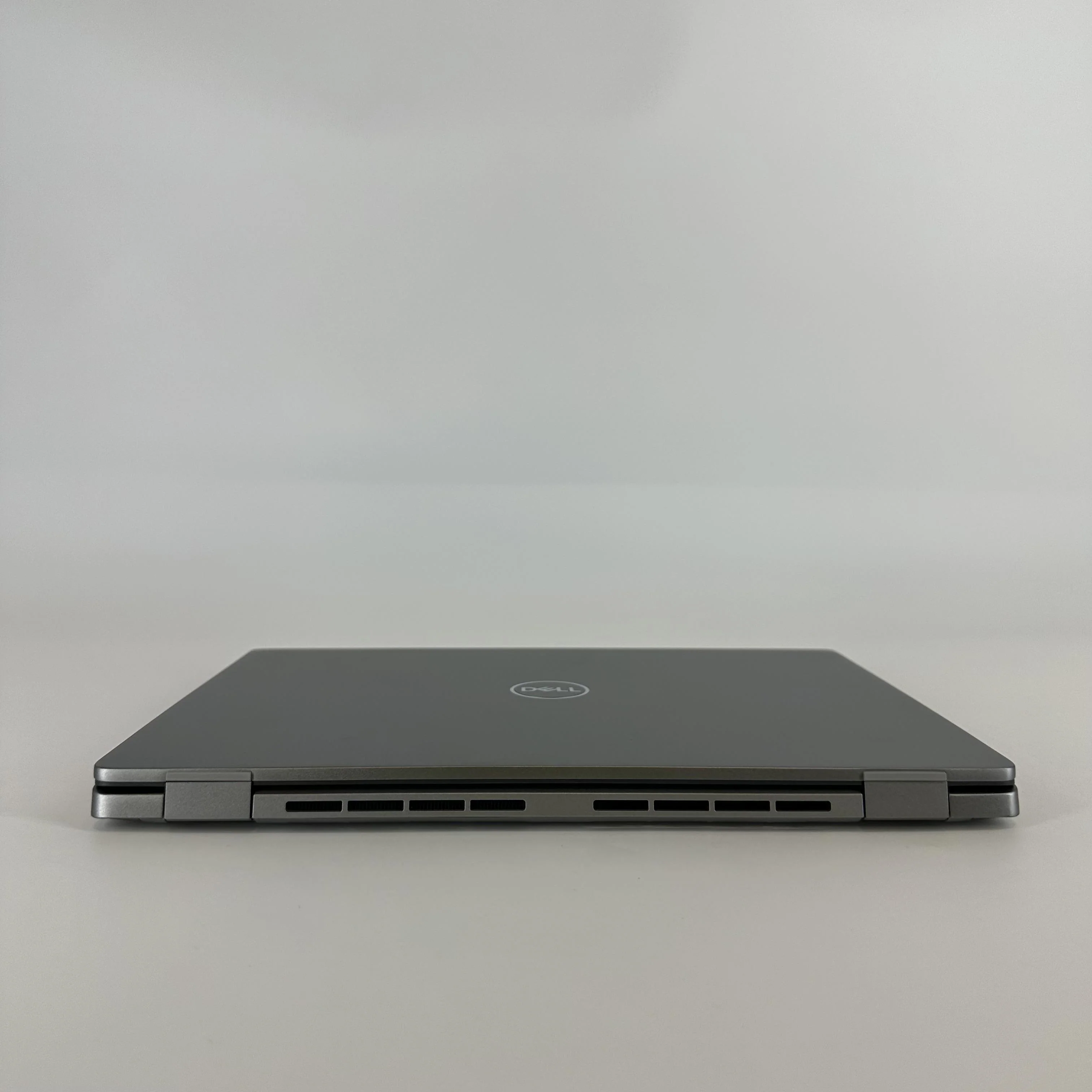 Dell Latitude 7450 14 Gray 3.8 GHz Intel Core Ultra 7 32GB RAM 512GB Solid State Drive - Image 8