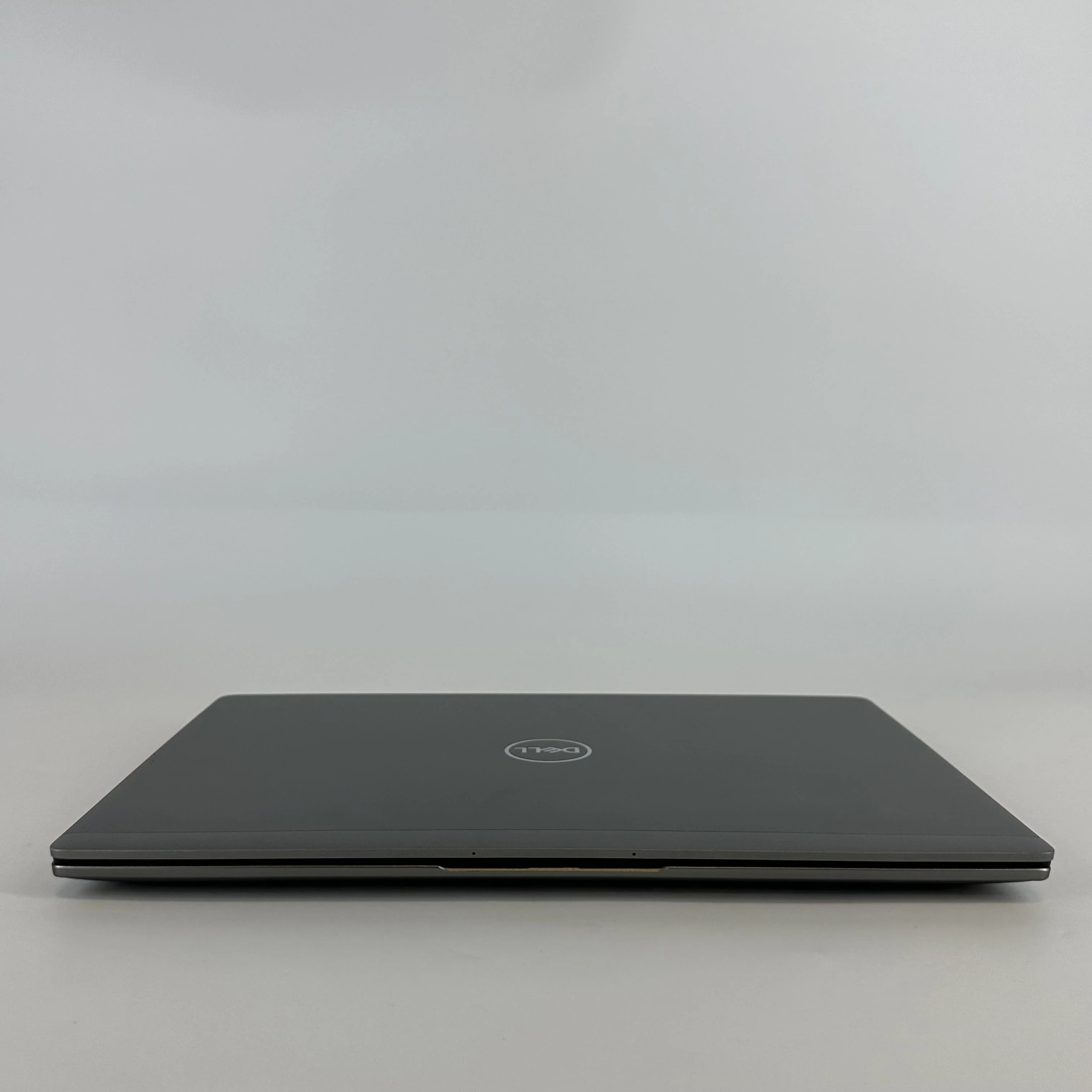 Dell Latitude 7450 14 Gray 3.8 GHz Intel Core Ultra 7 32GB RAM 512GB Solid State Drive - Image 9