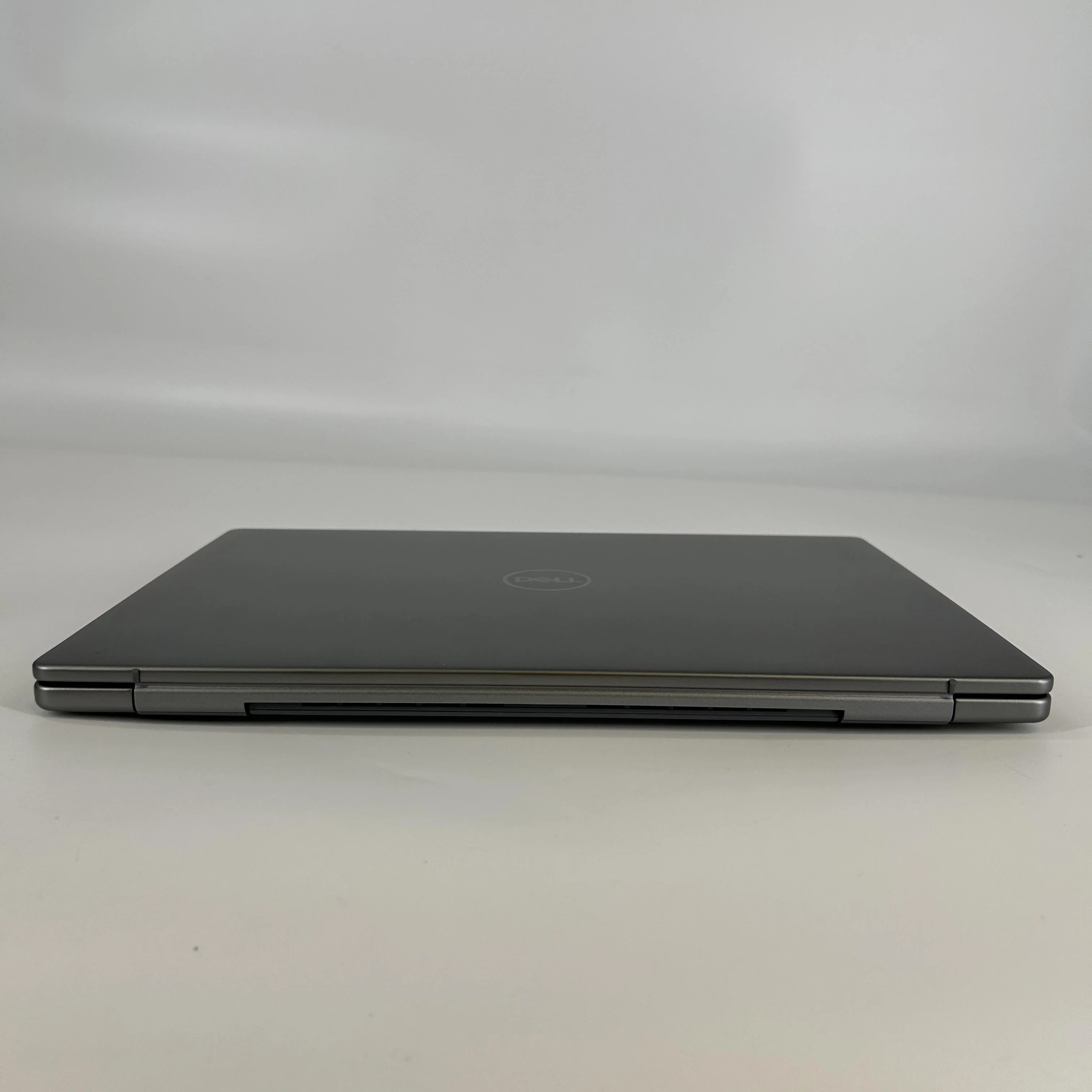 Dell Latitude 7455 14 Gray 3.4 GHz Qualcomm Snapdragon X Elite 32GB RAM 512GB Solid State Drive - Image 6