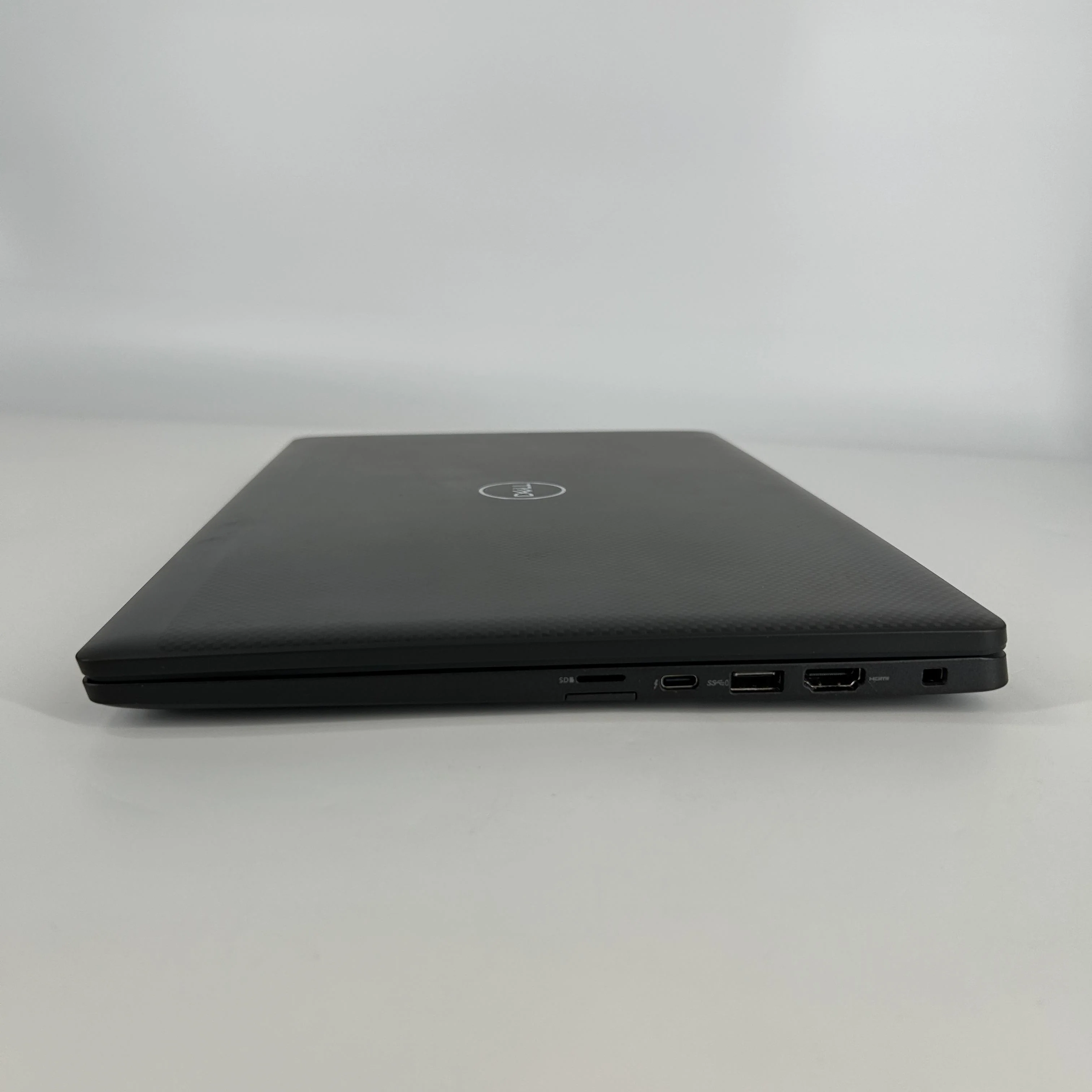 Dell Latitude 7520 15.6 Gray 2.4 GHz Intel Core i5 11th Gen. 8GB RAM 256GB Solid State Drive - Image 7