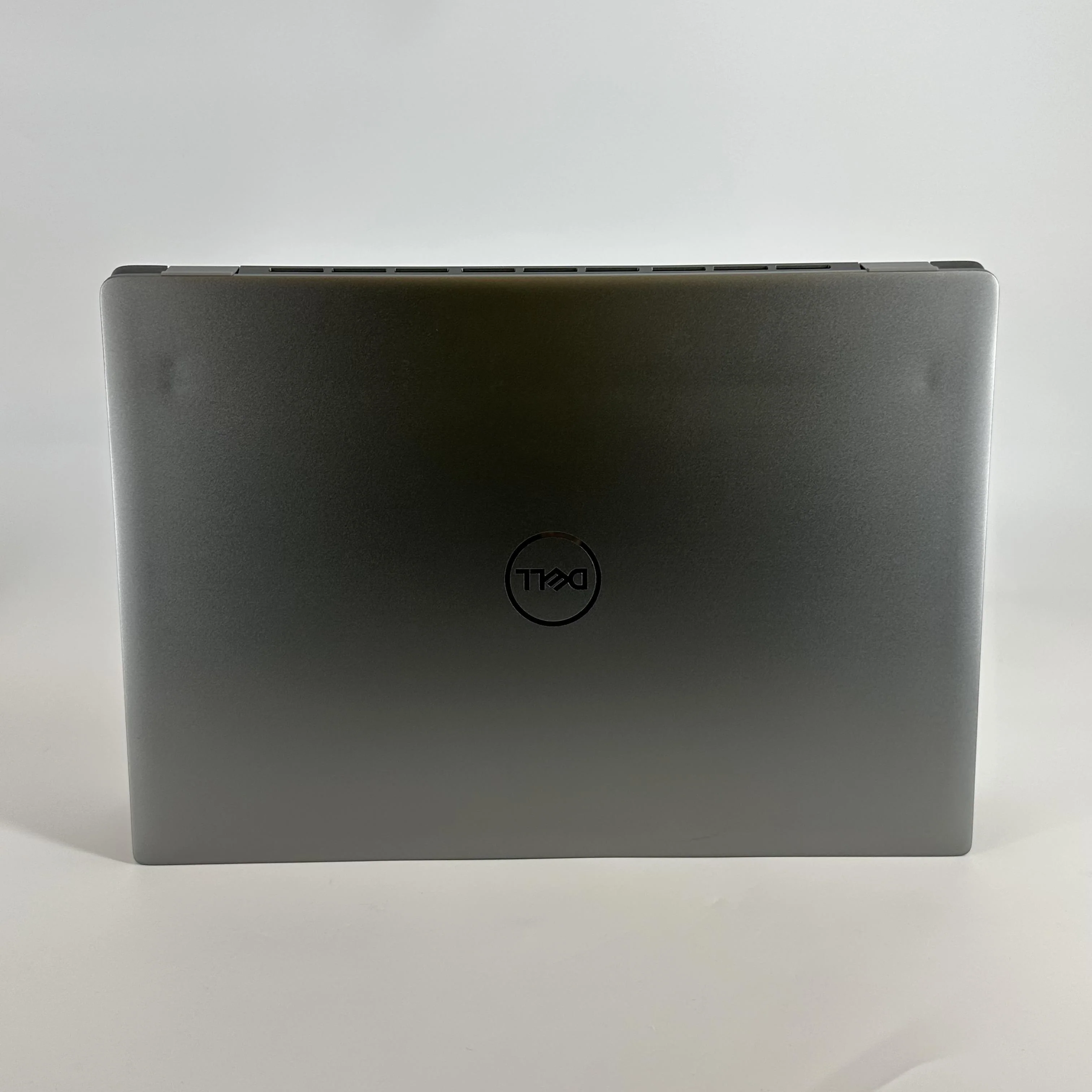 Dell Latitude 7640 16 Gray 1.6 GHz Intel Core i5 13th Gen. 16GB RAM 256GB Solid State Drive - Image 3