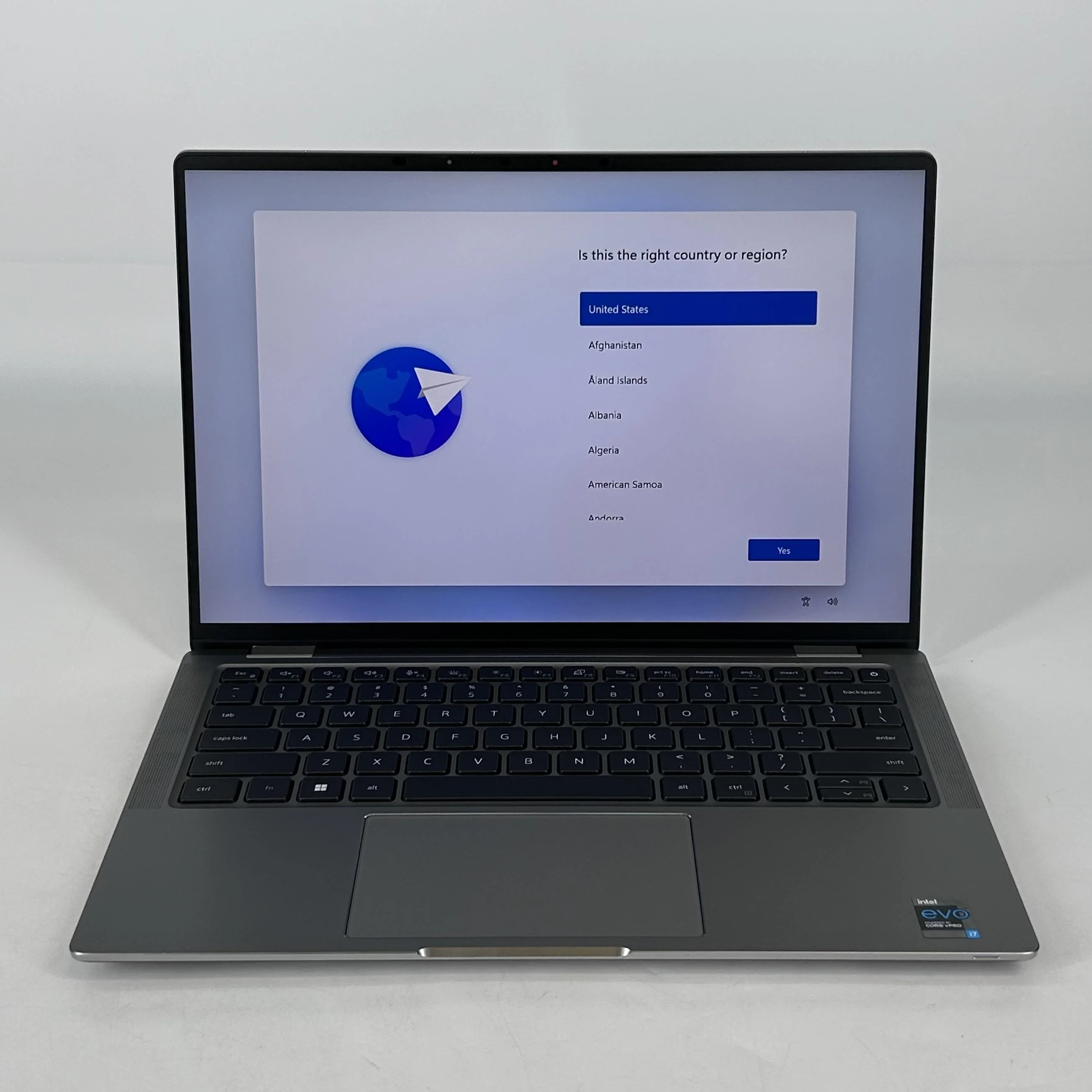 Dell Latitude 9420 14 Gray 3.0 GHz Intel Core i7 11th Gen. 16GB RAM 512GB Solid State Drive