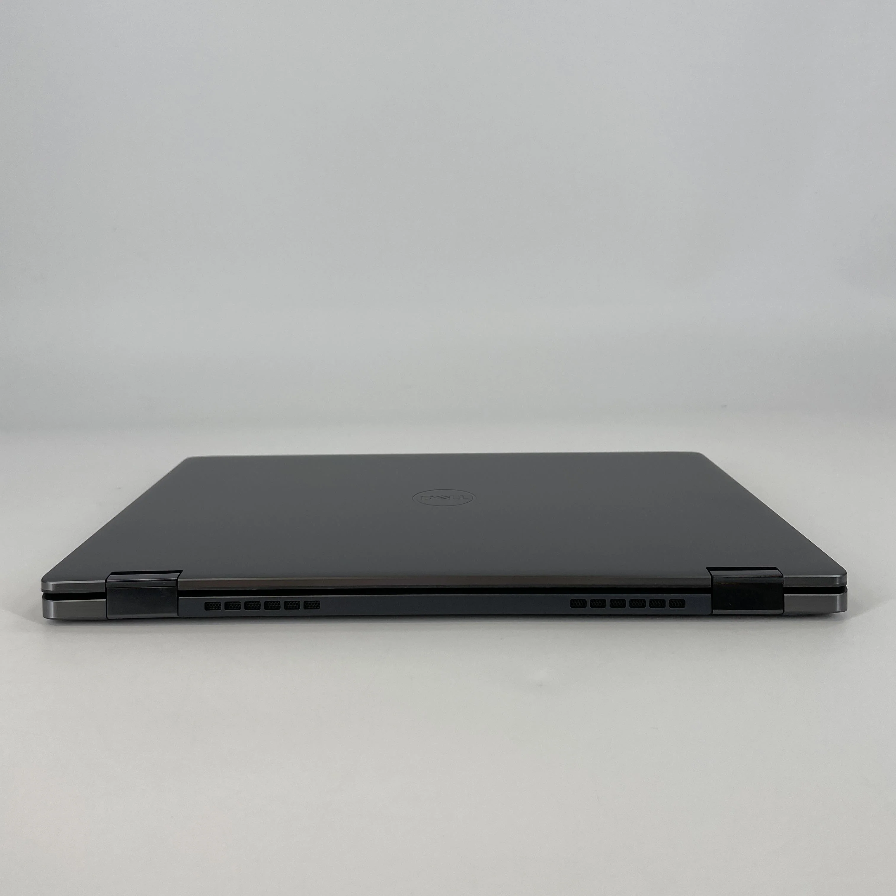 Dell Latitude 9430 14 Gray 1.8 GHz Intel Core i7 12th Gen. 32GB RAM 512GB Solid State Drive - Image 5