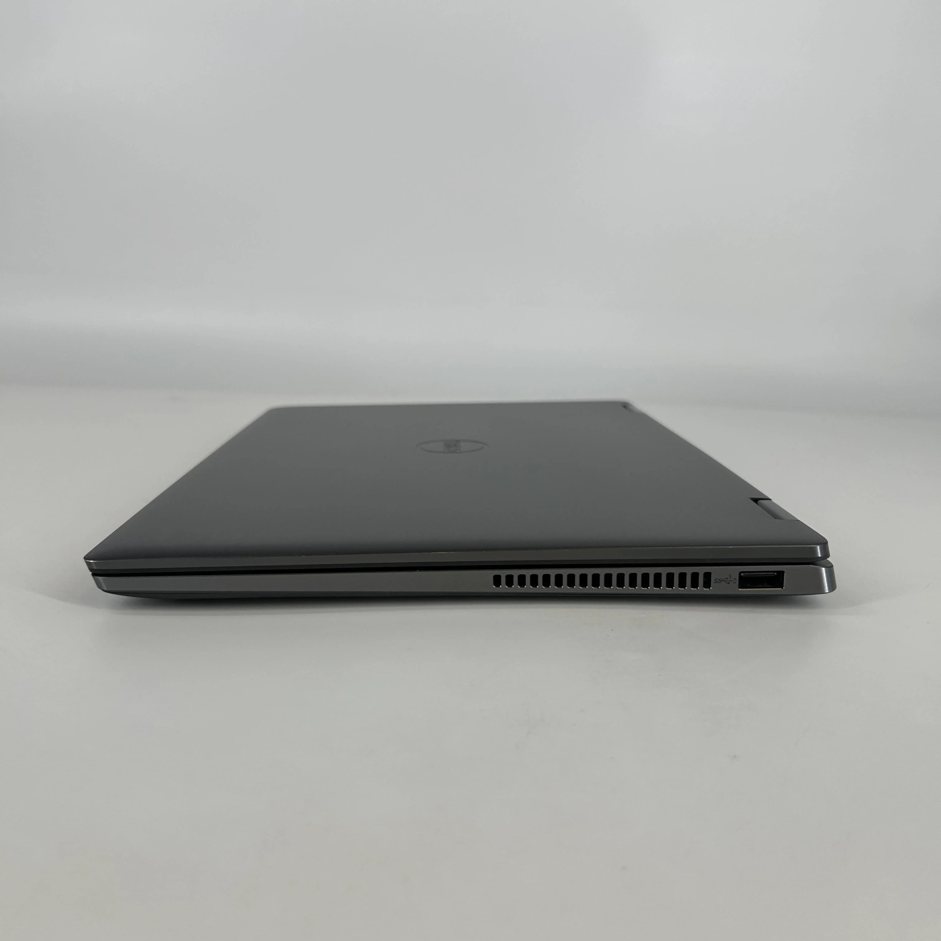Dell Latitude 9430 (2-in-1) 14 Gray 1.8 GHz Intel Core i7 12th Gen. 32GB RAM 1TB Solid State Drive - Image 7