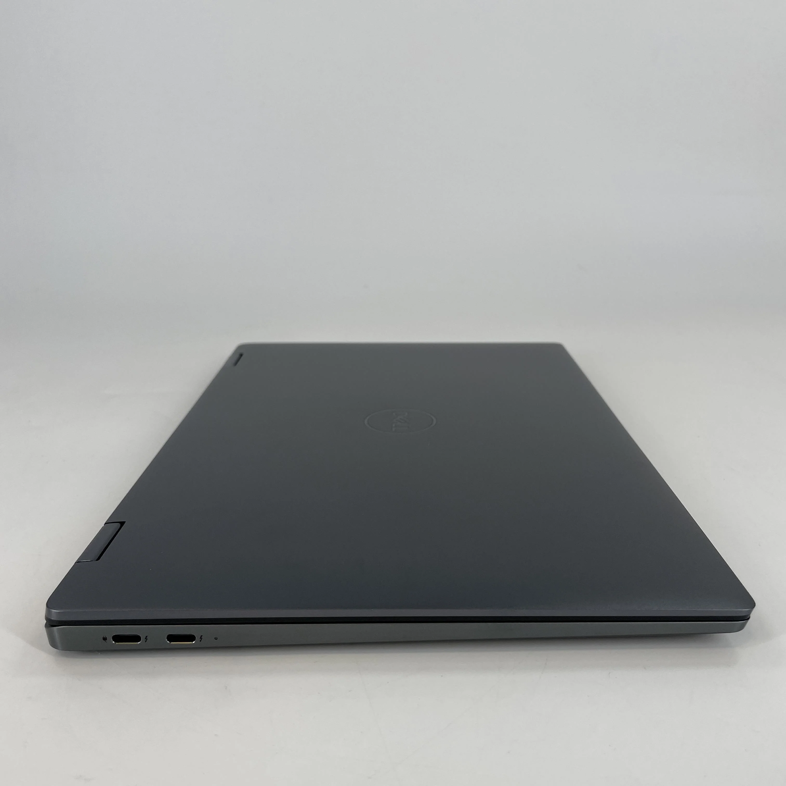 Dell Latitude 9440 (2-in-1) 14 Gray 1.6 GHz Intel Core i5 13th Gen. 16GB RAM 256GB Solid State Drive - Image 10