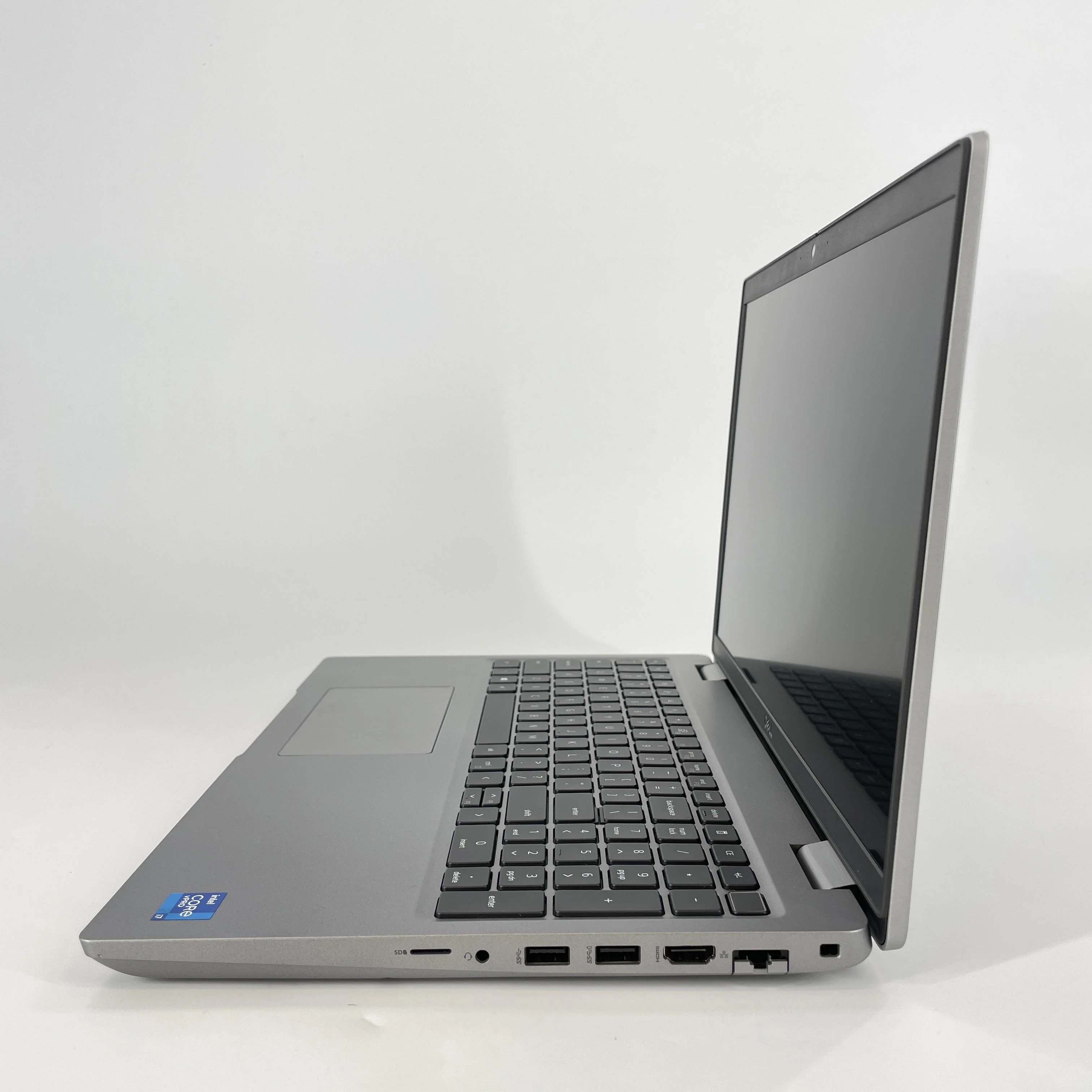 Dell Precision 3561 15.6 Gray 2.5 GHz Intel Core i7 11th Gen. 32GB RAM 1TB Solid State Drive NVIDIA T600 4 GB - Image 4