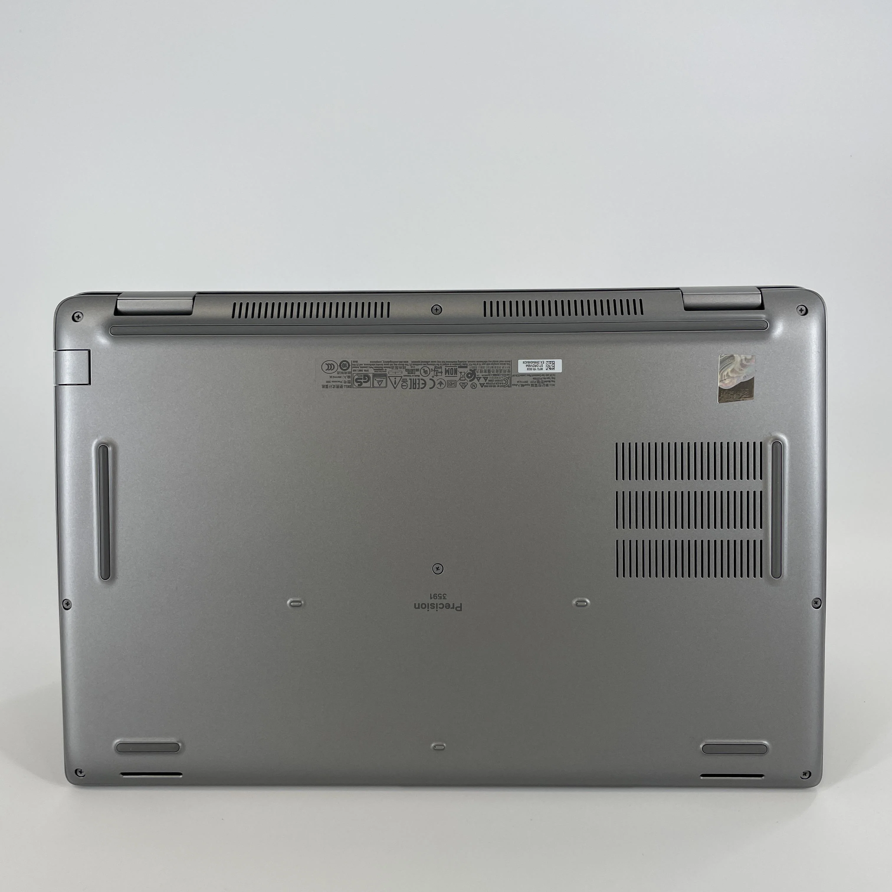 Dell Precision 3591 15.6 Black 1.4 GHz Intel Core Ultra 7 32GB RAM 1TB Solid State Drive NVIDIA RTX 2000 Ada 8 GB - Image 6