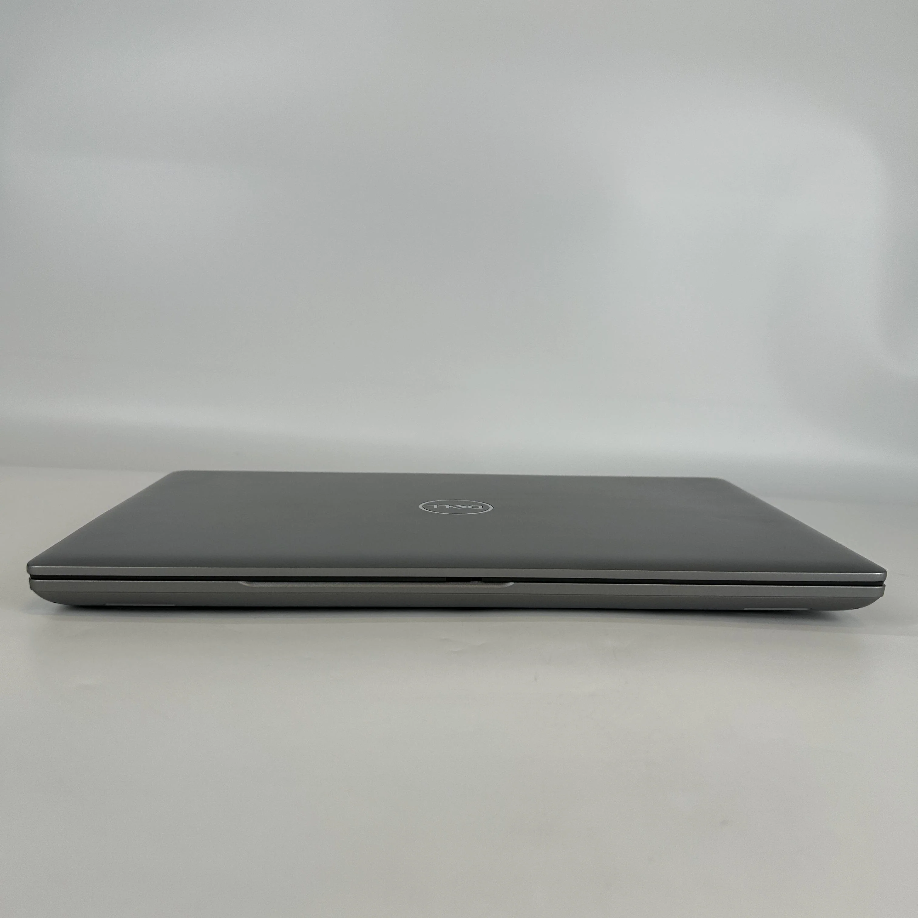 Dell Precision 3591 15.6 Gray 1.4 GHz Intel Core Ultra 7 32GB RAM 1TB Solid State Drive NVIDIA RTX 500 Ada 4 GB - Image 8
