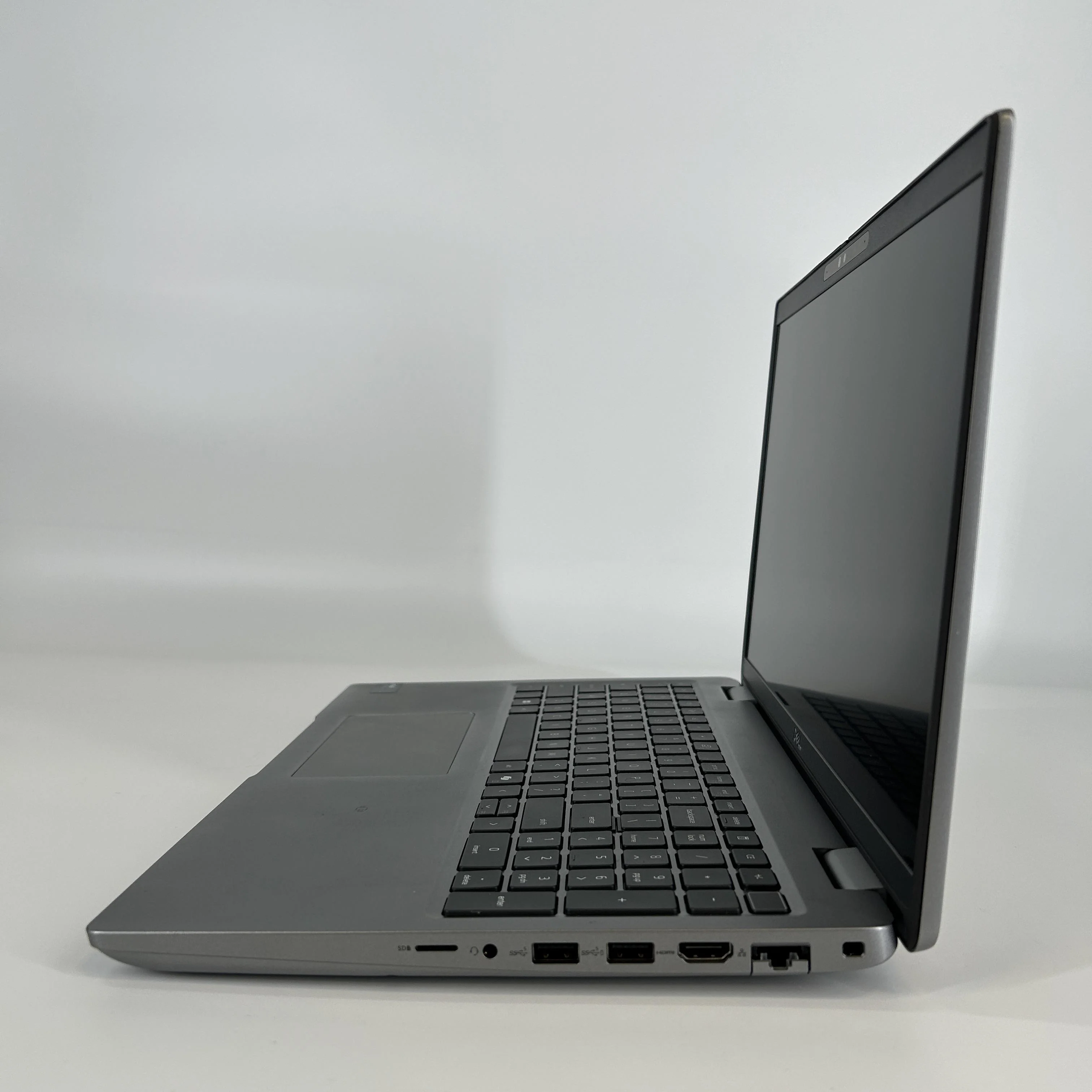 Dell Precision 3591 15.6 Gray 2.3 GHz Intel Core Ultra 9 64GB RAM 1TB Solid State Drive - Image 4
