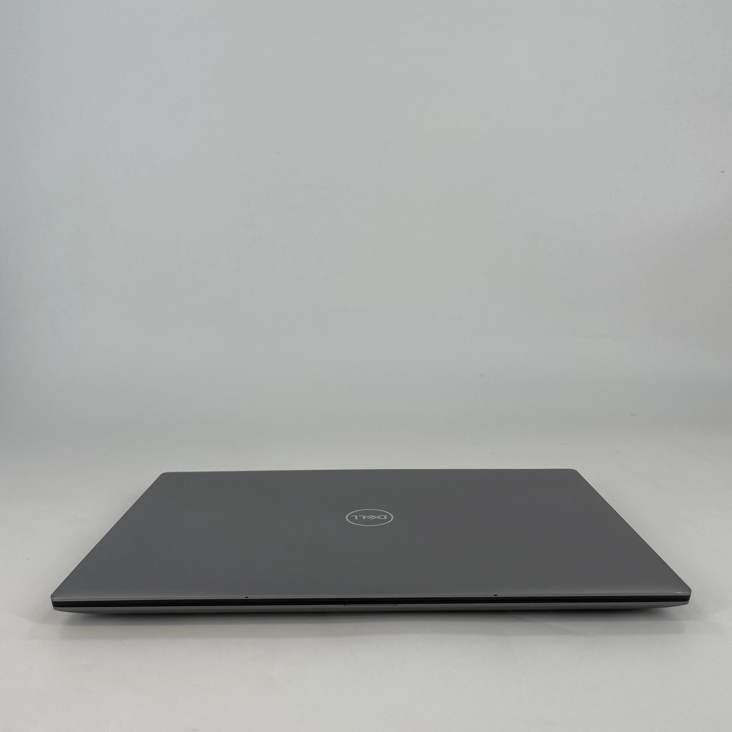 Dell Precision 5480 14 Gray 2.5 GHz Intel Core i7 13th Gen. 32GB RAM 256GB Solid State Drive NVIDIA RTX A1000 6 GB - Image 9