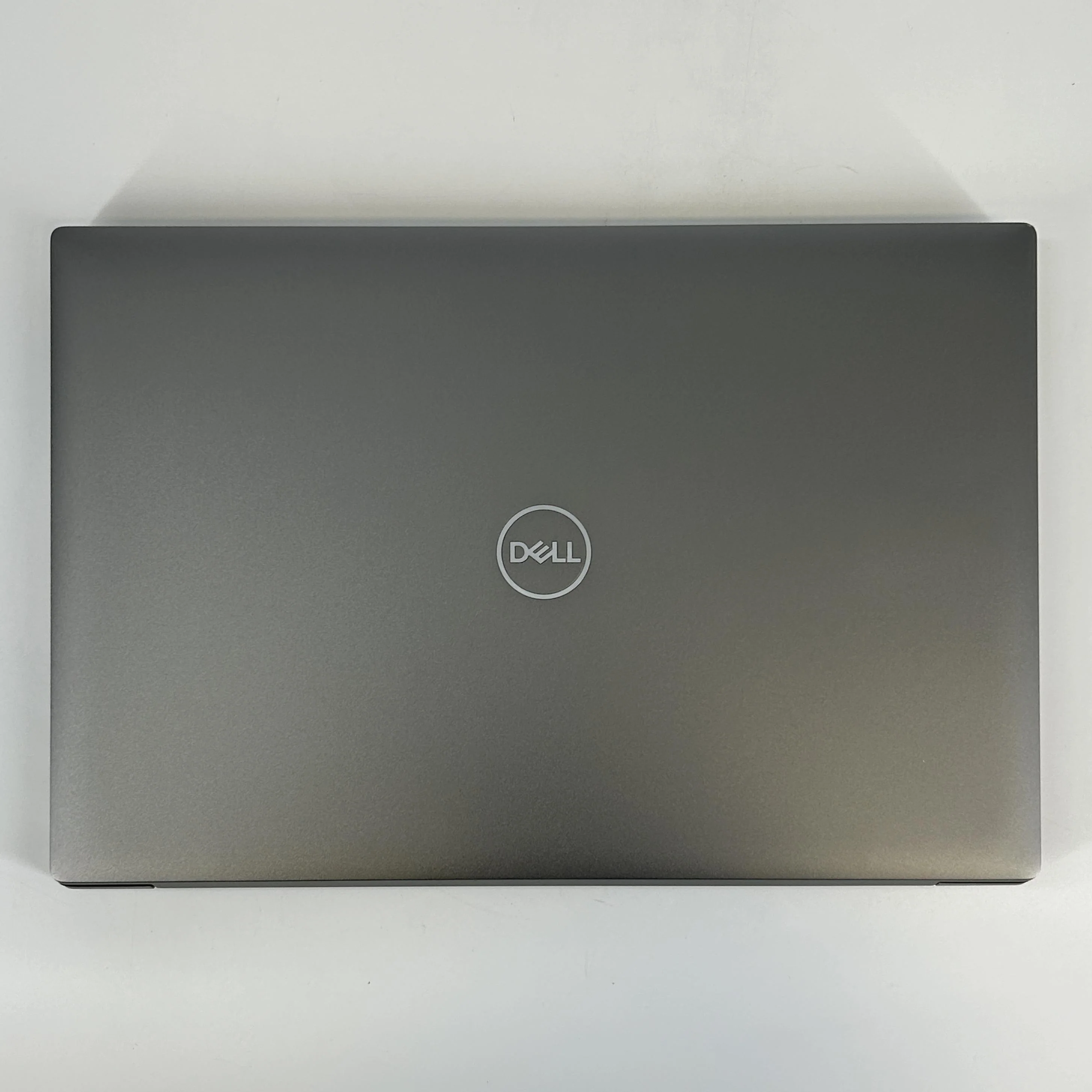 Dell Precision 5490 14 Gray 3.8 GHz Intel Core Ultra 7 32GB RAM 2TB Solid State Drive NVIDIA RTX 1000 Ada 6 GB - Image 5
