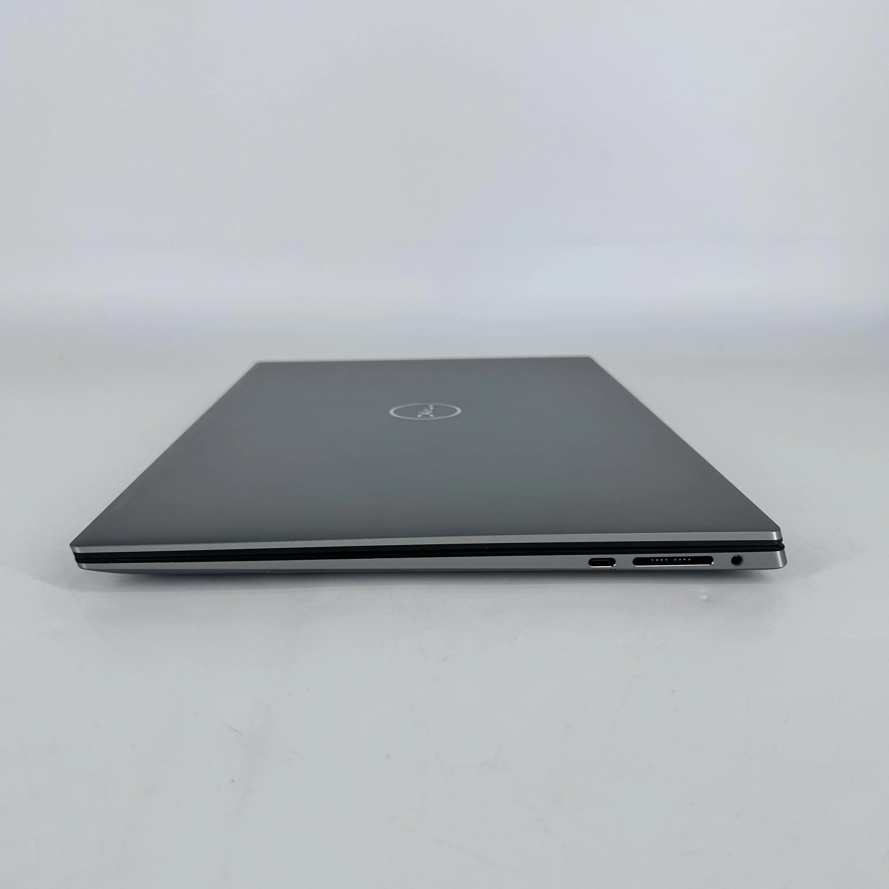 Dell Precision 5560 15.6 Gray 2.5 GHz Intel Core i7 11th Gen. 64GB RAM 2TB Solid State Drive NVIDIA RTX A2000 4 GB - Image 16