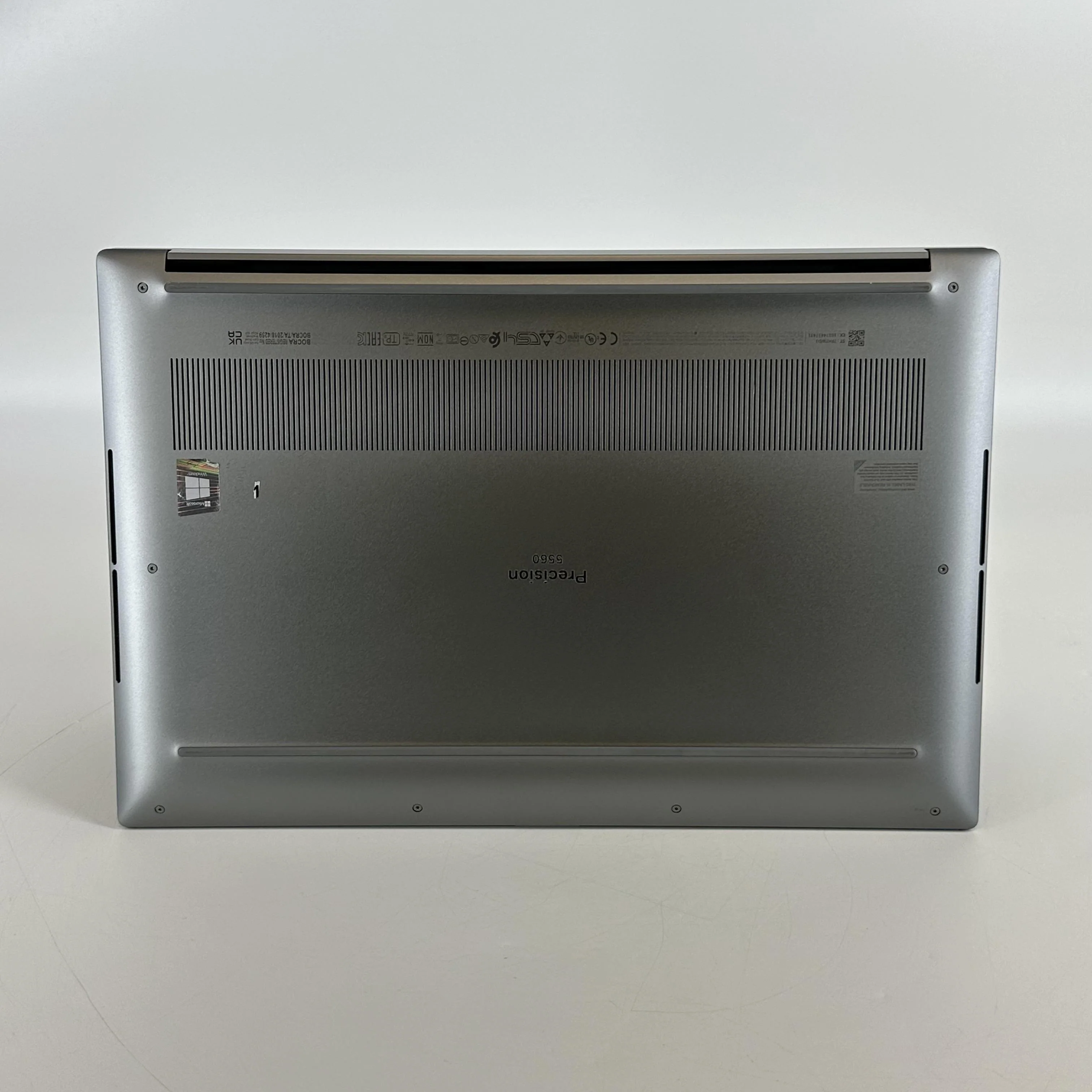 Dell Precision 5560 15.6 Gray 2.5 GHz Intel Core i7 11th Gen. 64GB RAM 2TB Solid State Drive NVIDIA RTX A2000 4 GB - Image 6