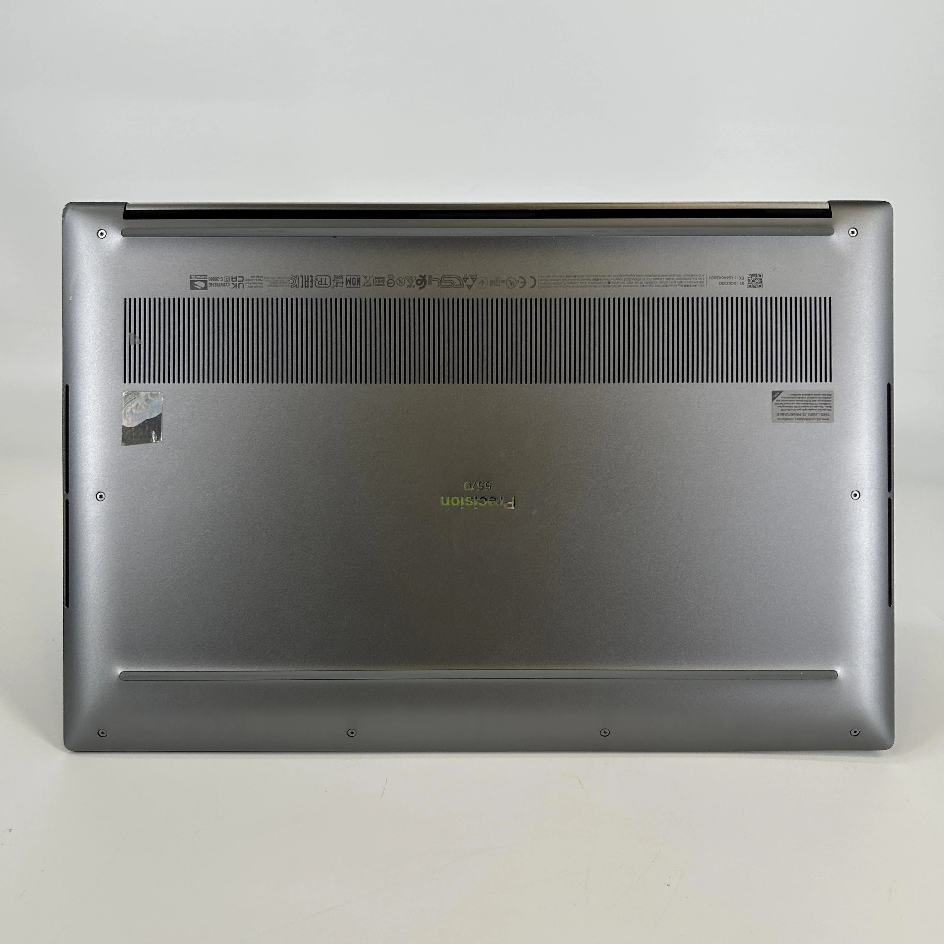 Dell Precision 5570 15.6 Gray 2.3 GHz Intel Core i7 12th Gen. 32GB RAM 512GB Solid State Drive NVIDIA RTX A2000 8 GB - Image 6