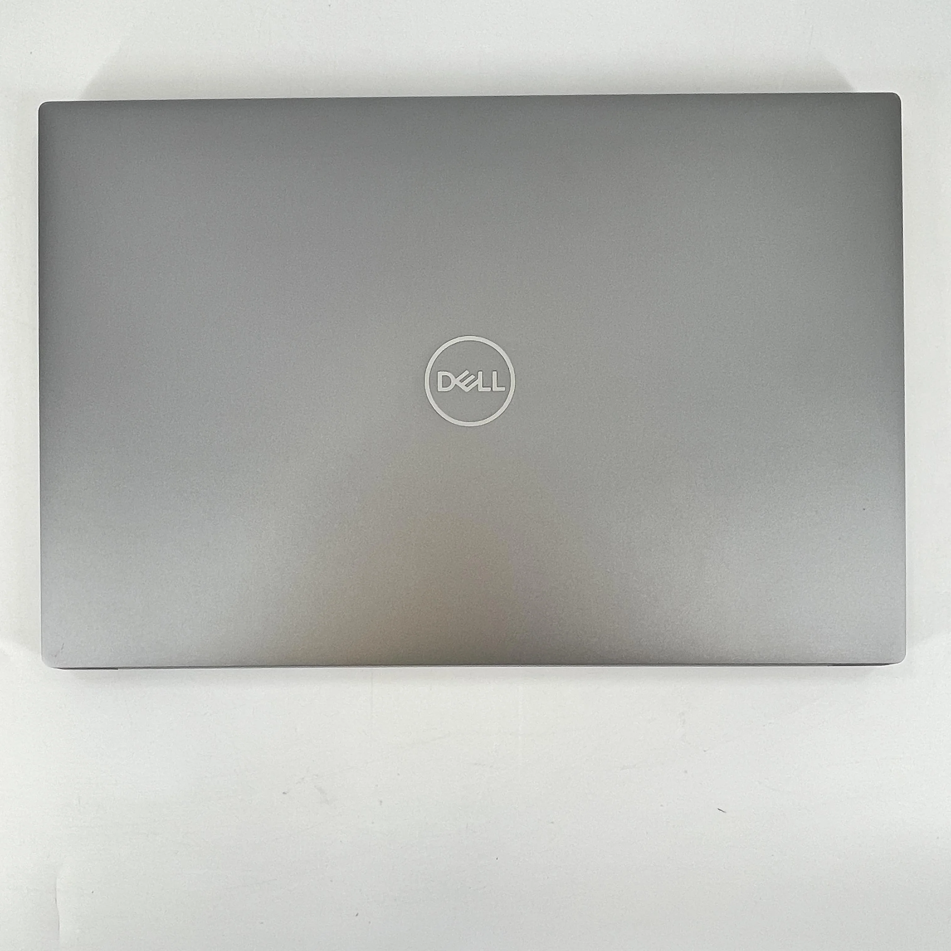 Dell Precision 5570 15.6 Gray 2.7 GHz Intel Core i5 12th Gen. 32GB RAM 256GB Solid State Drive NVIDIA RTX A1000 4 GB - Image 5