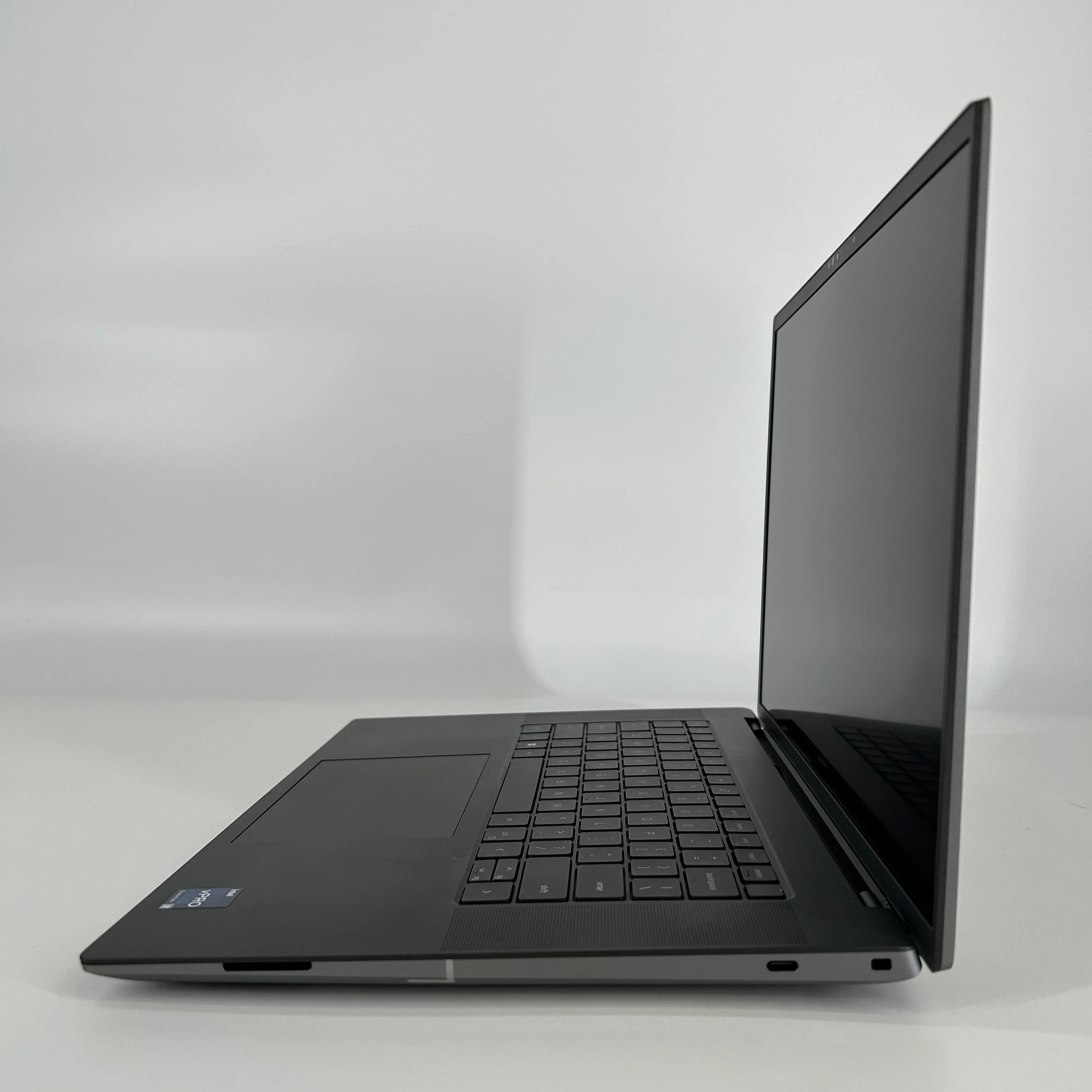 Dell Precision 5680 16 Gray 2.4 GHz Intel Core i7 13th Gen. 32GB RAM 512GB Solid State Drive NVIDIA RTX A1000 6 GB - Image 4
